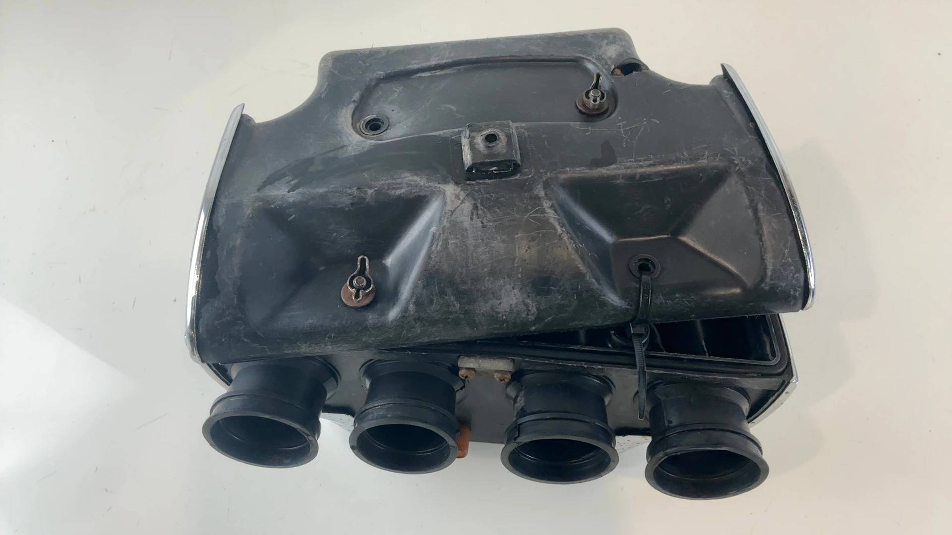 Yamaha XS1100 Standard 1100CC Air Filter Box Case Assembly 1978-81 2H7-W1441-00