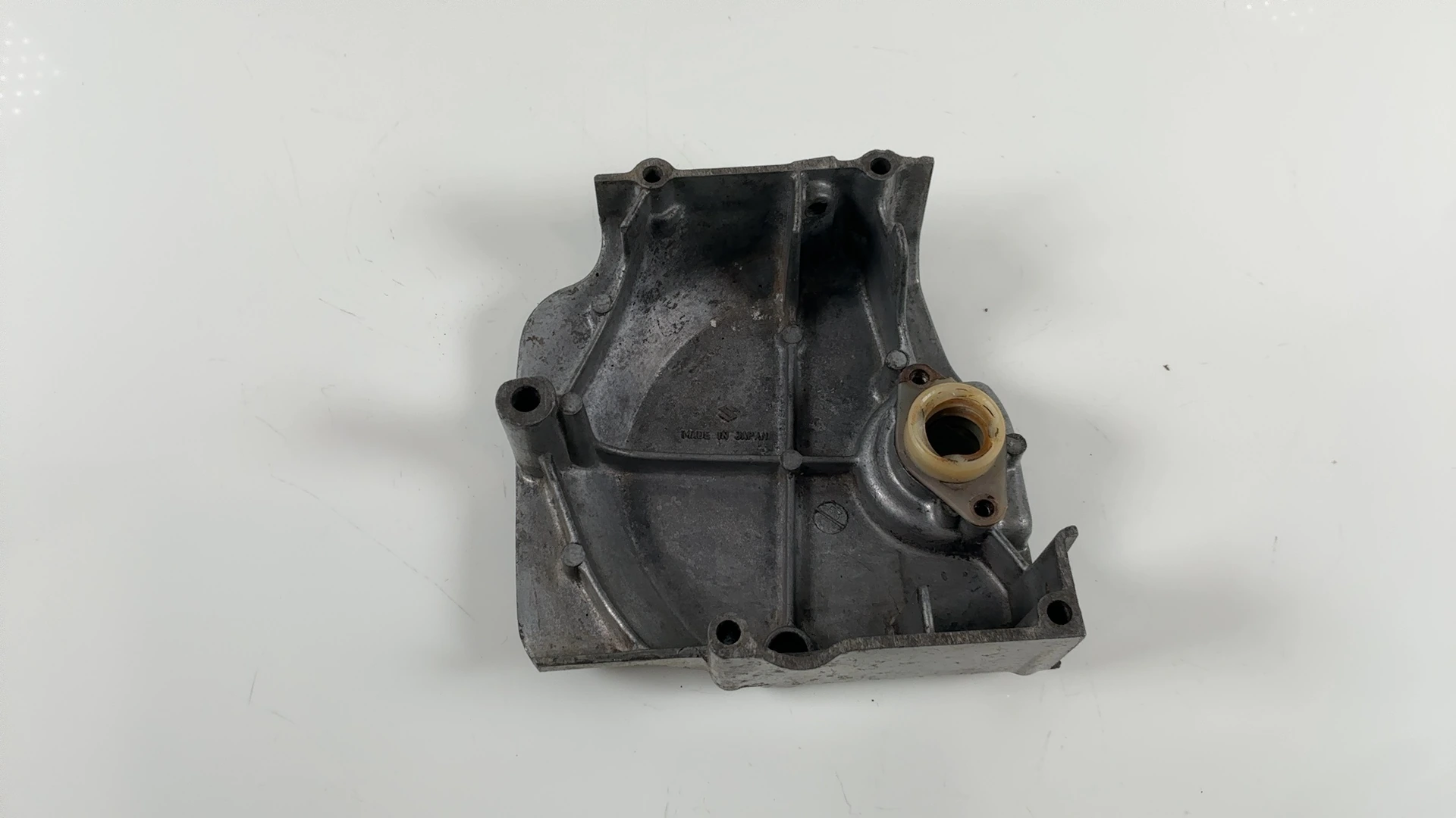 Suzuki GS425 GS425EN 425cc Front Engine Sprocket Chain Cover 1978-79 11361-44000 - Image 5