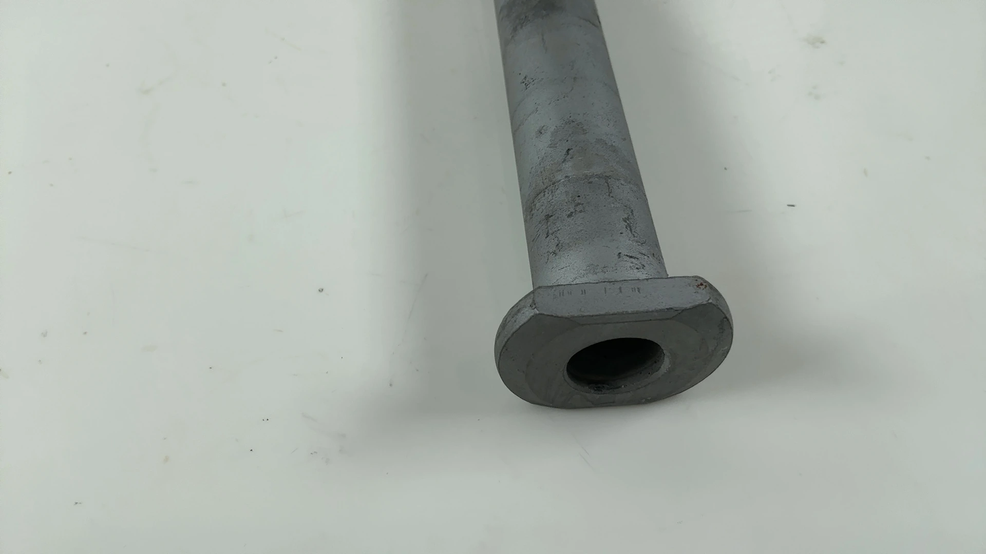 Aprilia RS660 Tuono 660 660cc Rear Wheel Axle Spindle 2021-2026 OEM 2B006173 - Image 5