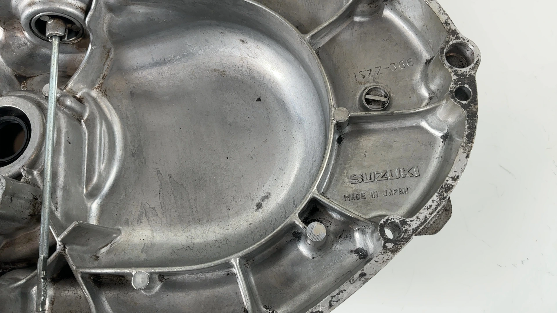 Suzuki GSX250 GS25X 250cc Clutch Cover 1980-1983 OEM 11340-44402 - Image 7