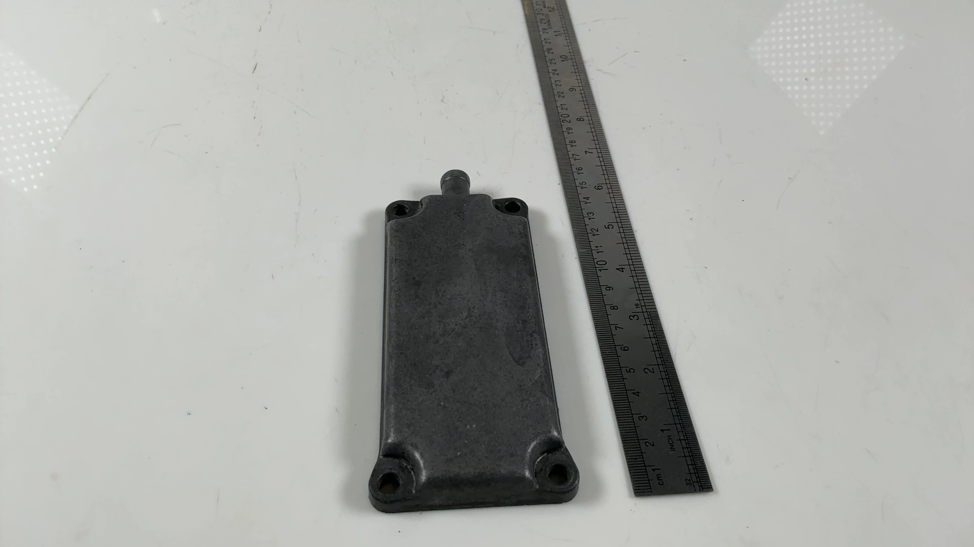 Suzuki GS1100 GS1100E 1100 Crankcase Breather Cover 1981-1983 OEM 11176-45402 - Image 3