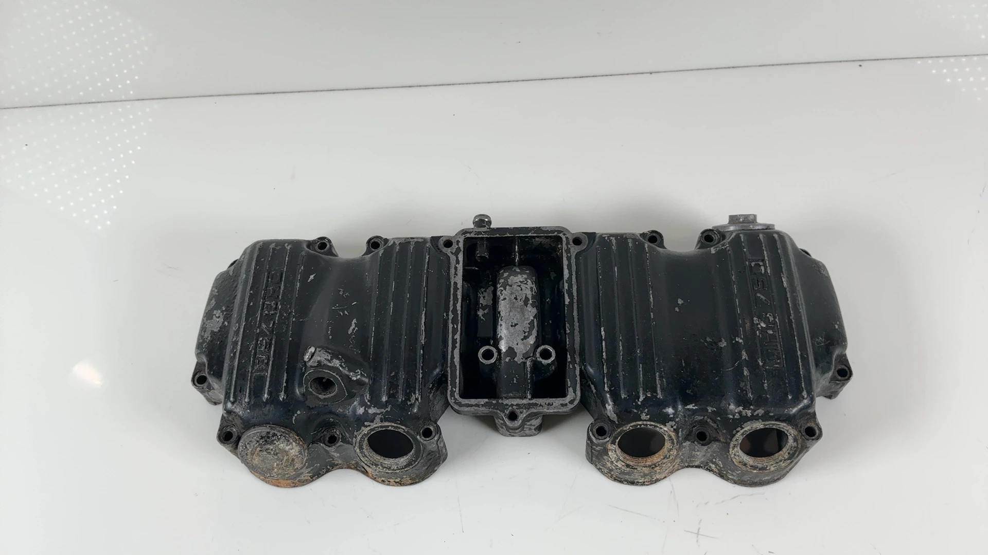 Honda CB750 CB750F 750CC Valve Cover 1969 1975 OEM 12310-300-040 - Image 1