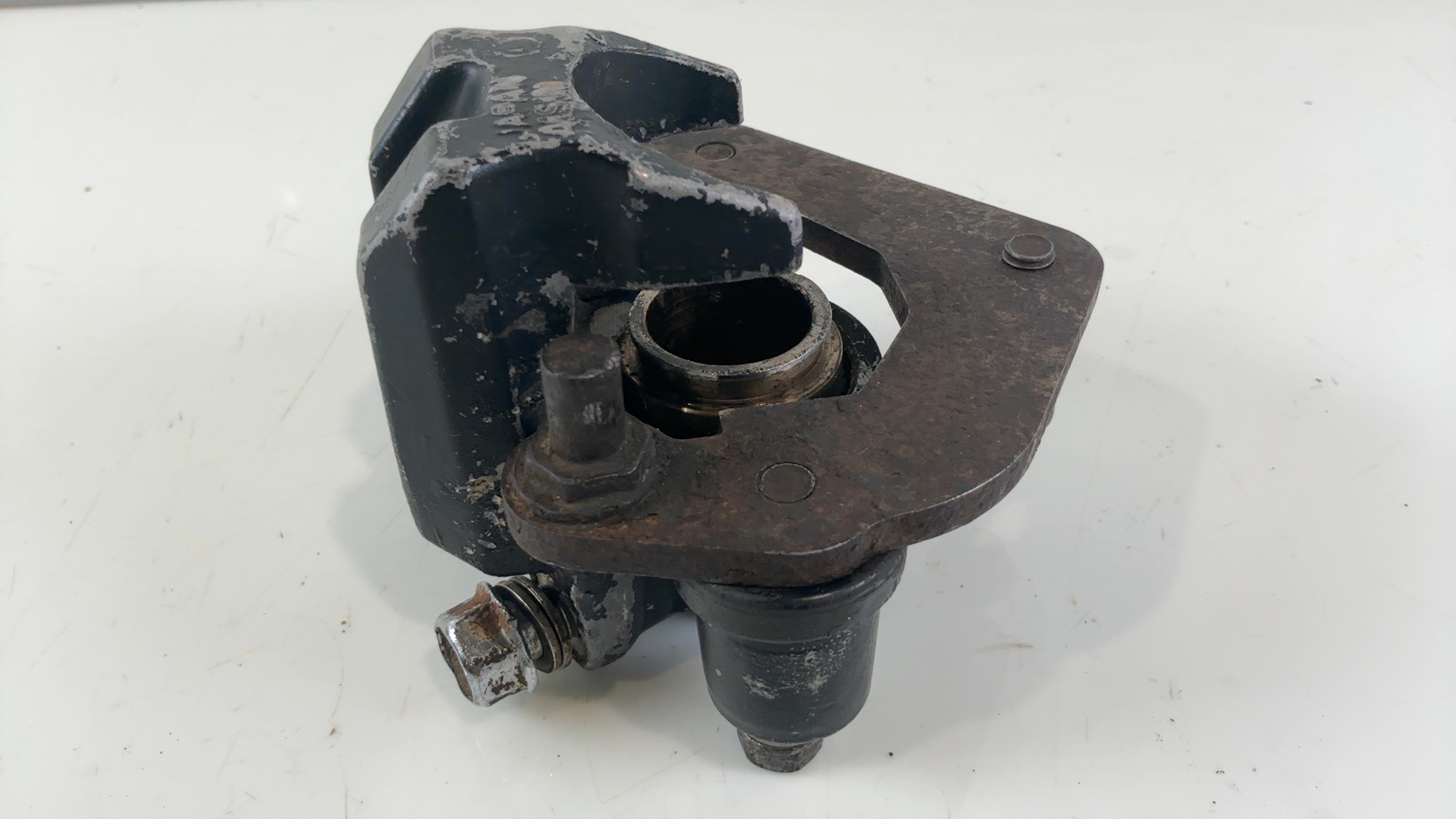 Suzuki GN125 NF41A 125cc Front Brake Caliper 1982-2000 OEM 59300-29B00-000 - Image 6