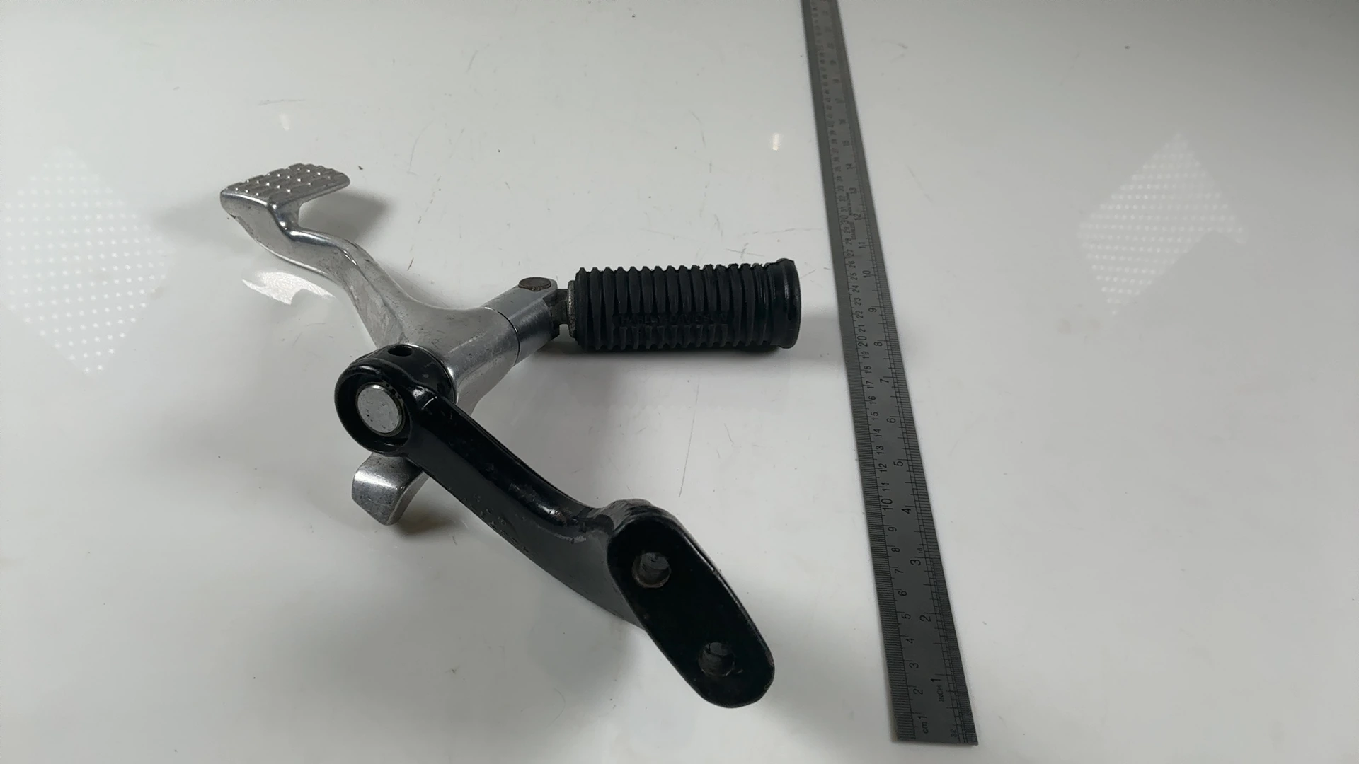 Harley Sportster XL1200 1200 Right Mid Control Brake Pedal 2004-13 OEM 42971-04 - Image 3