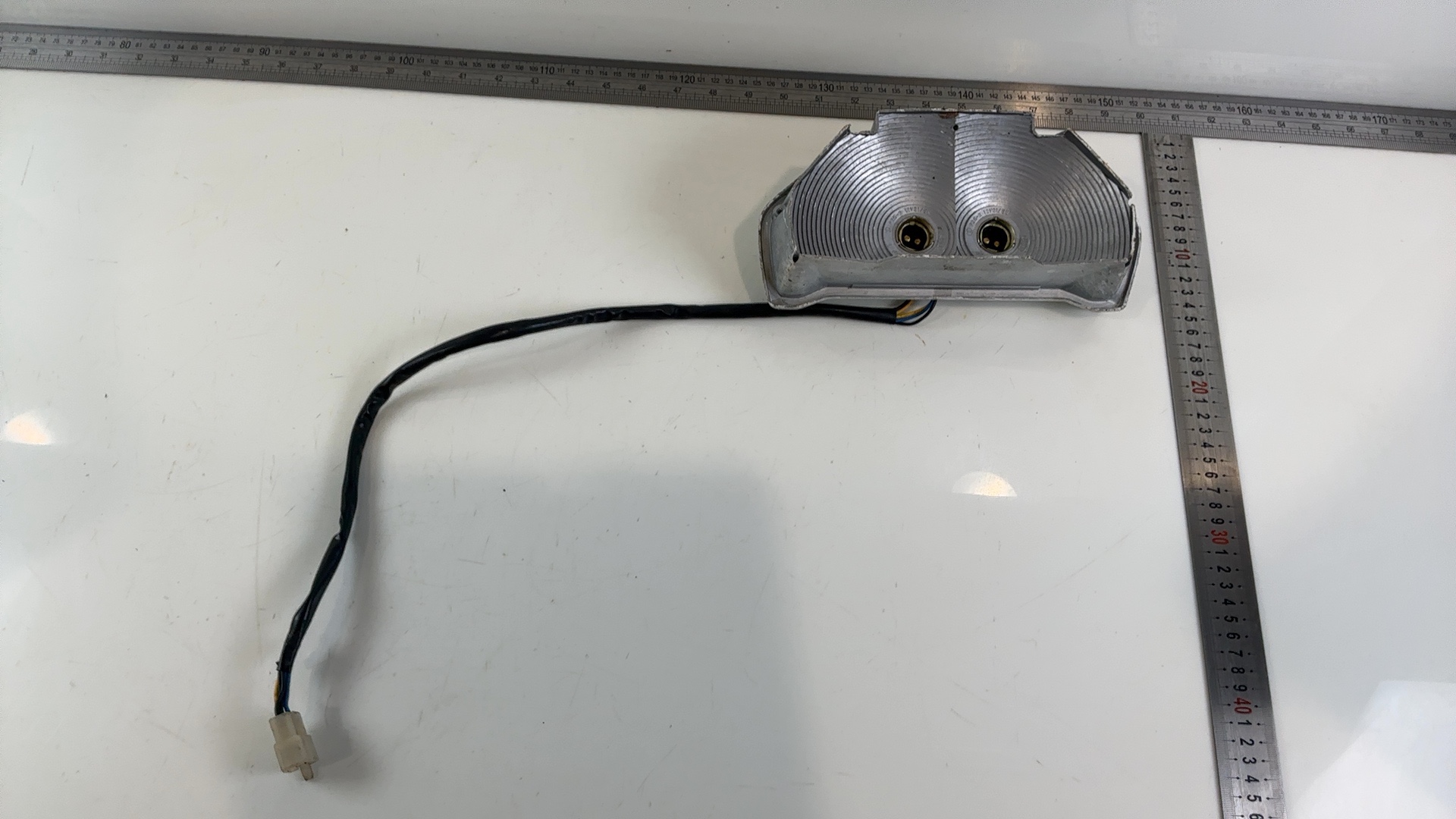 Yamaha FJ600 FJ 600 CC Rear Taillight Case Holder Back 1984 1985 49A-84710-60-00 - Image 7