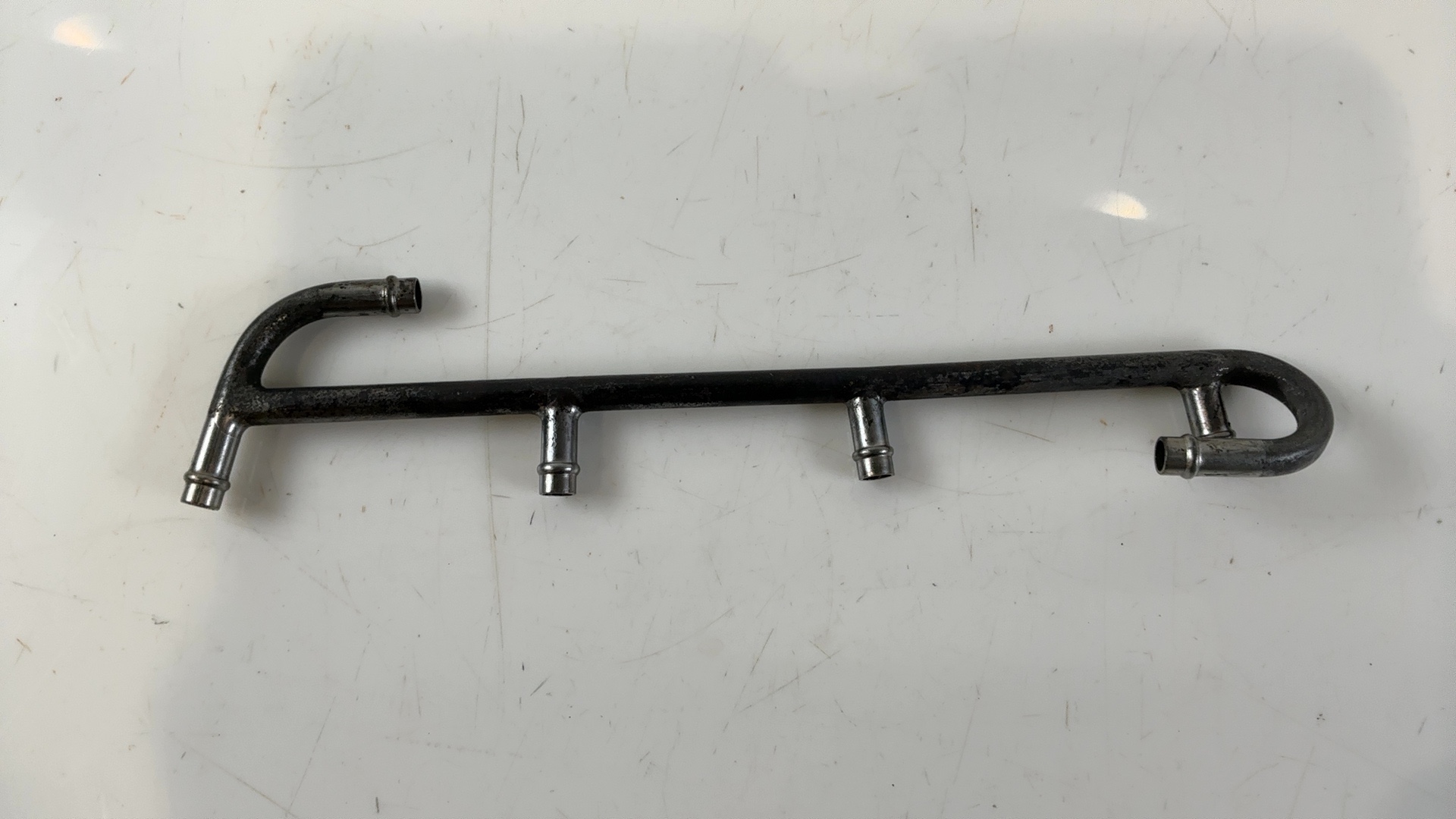 Kawasaki Z1100ST KZT10A 1100cc Carb Fuel Rail Pipe Line 1981-1983 OEM 31064-1002