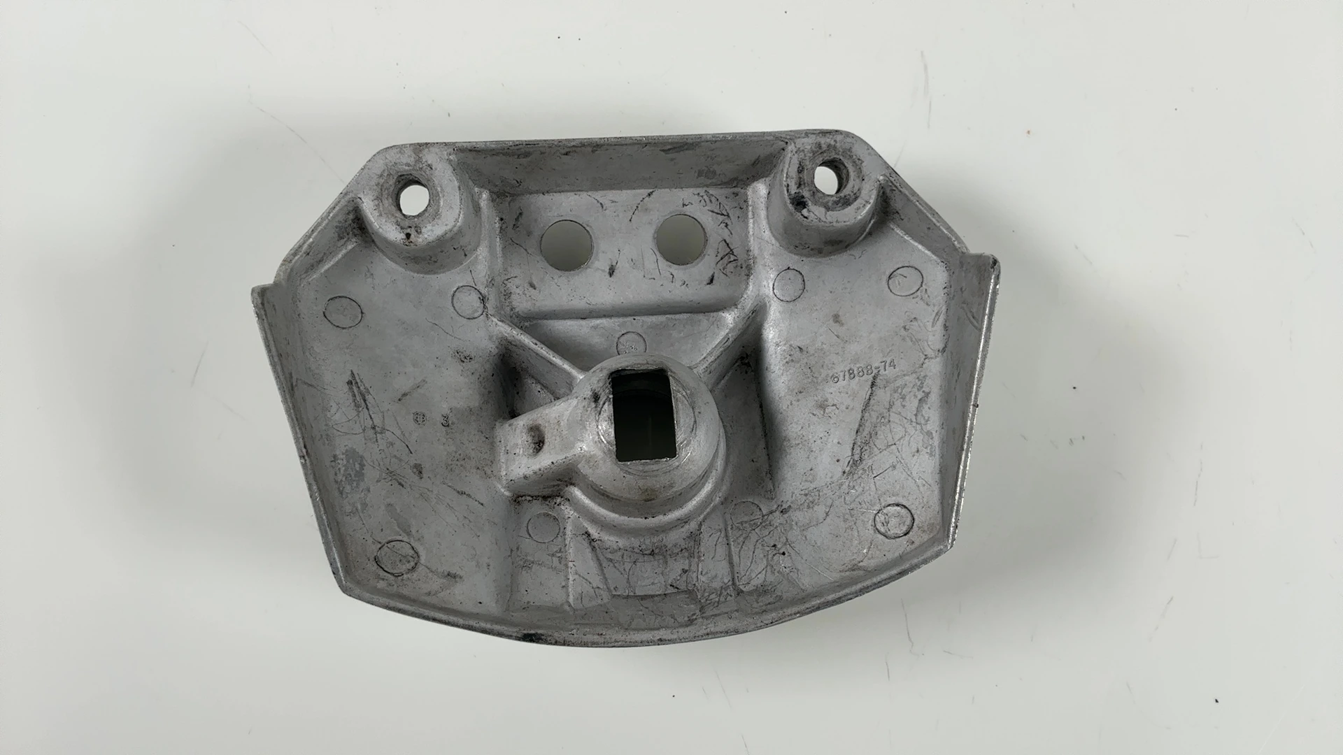 Harley-Davidson Sportster Shovelhead Headlight Bracket Cover 1974–1985 67888-74 - Image 3