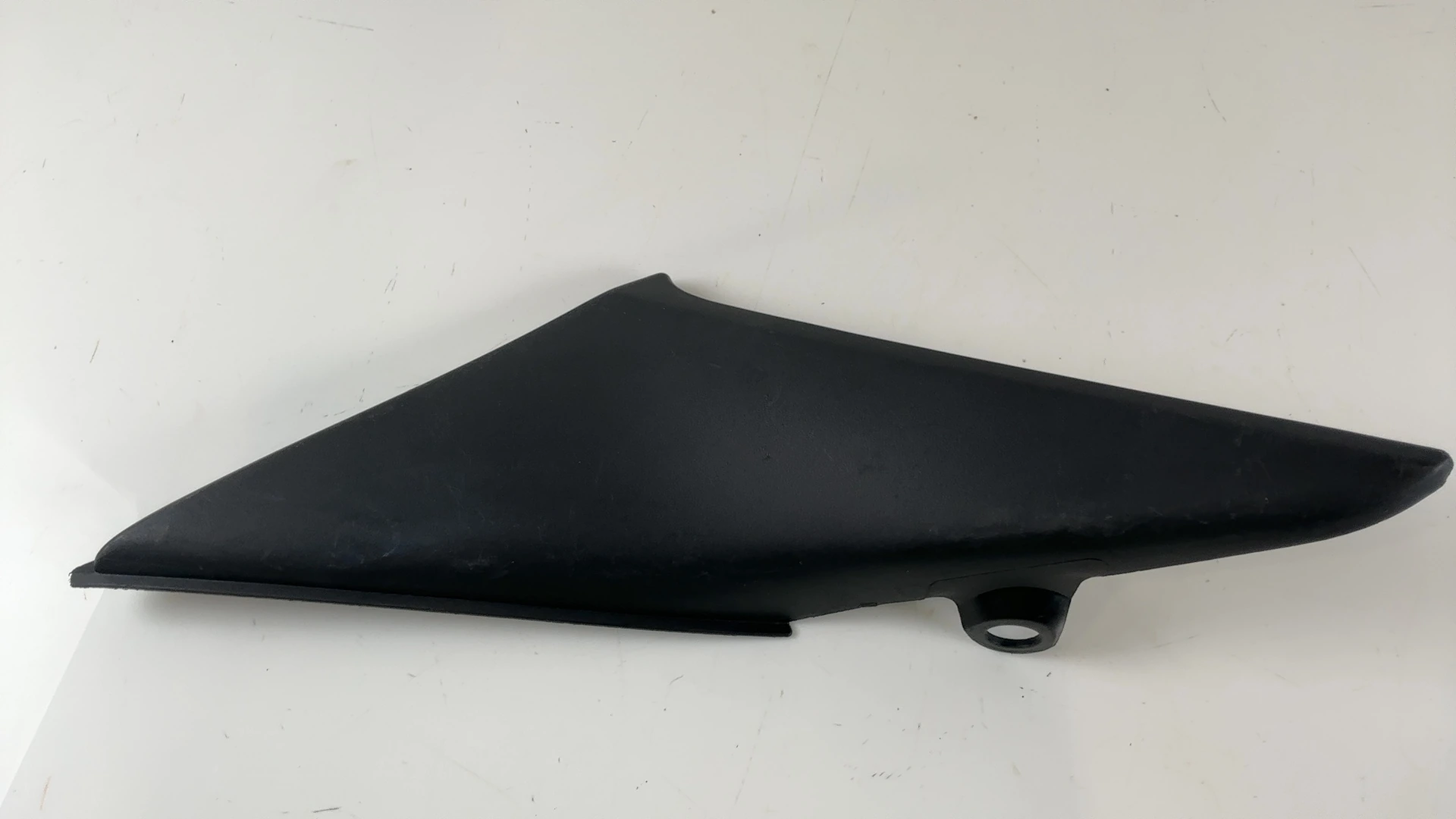 Honda CBR600RR PC37 600cc Right Side Tank Cover 2003 2004 OEM 83600-MEE-000ZA
