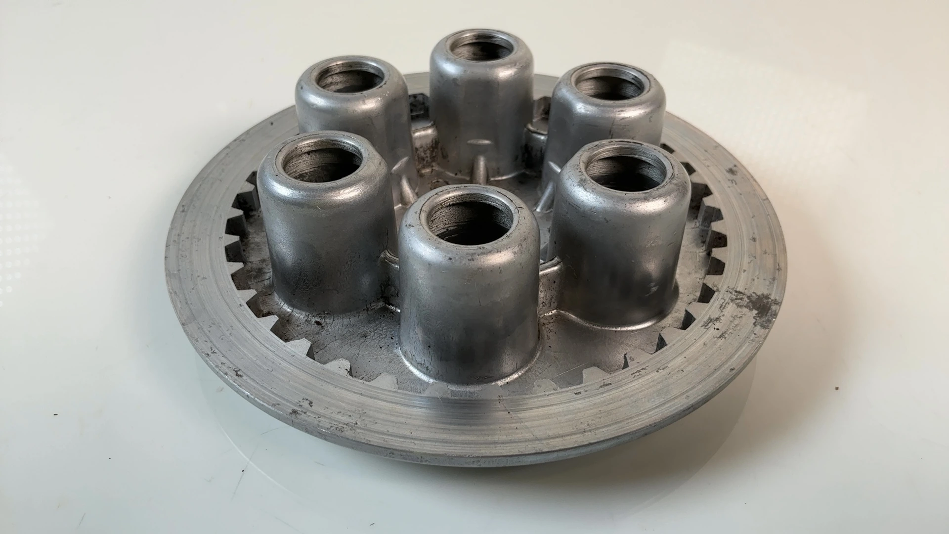 Suzuki GS550 GS550E 550cc Clutch Pressure Plate Disc 1977-1982 OEM 21462-14301 - Image 3