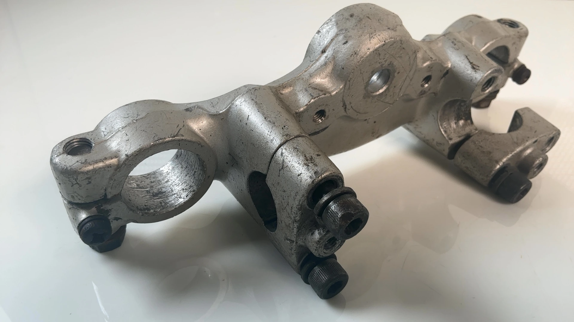 Suzuki TS125 TS125ER Upper Fork Bridge Yoke 1979-1981 OEM 51311-48500-291 Suzuki - Image 3