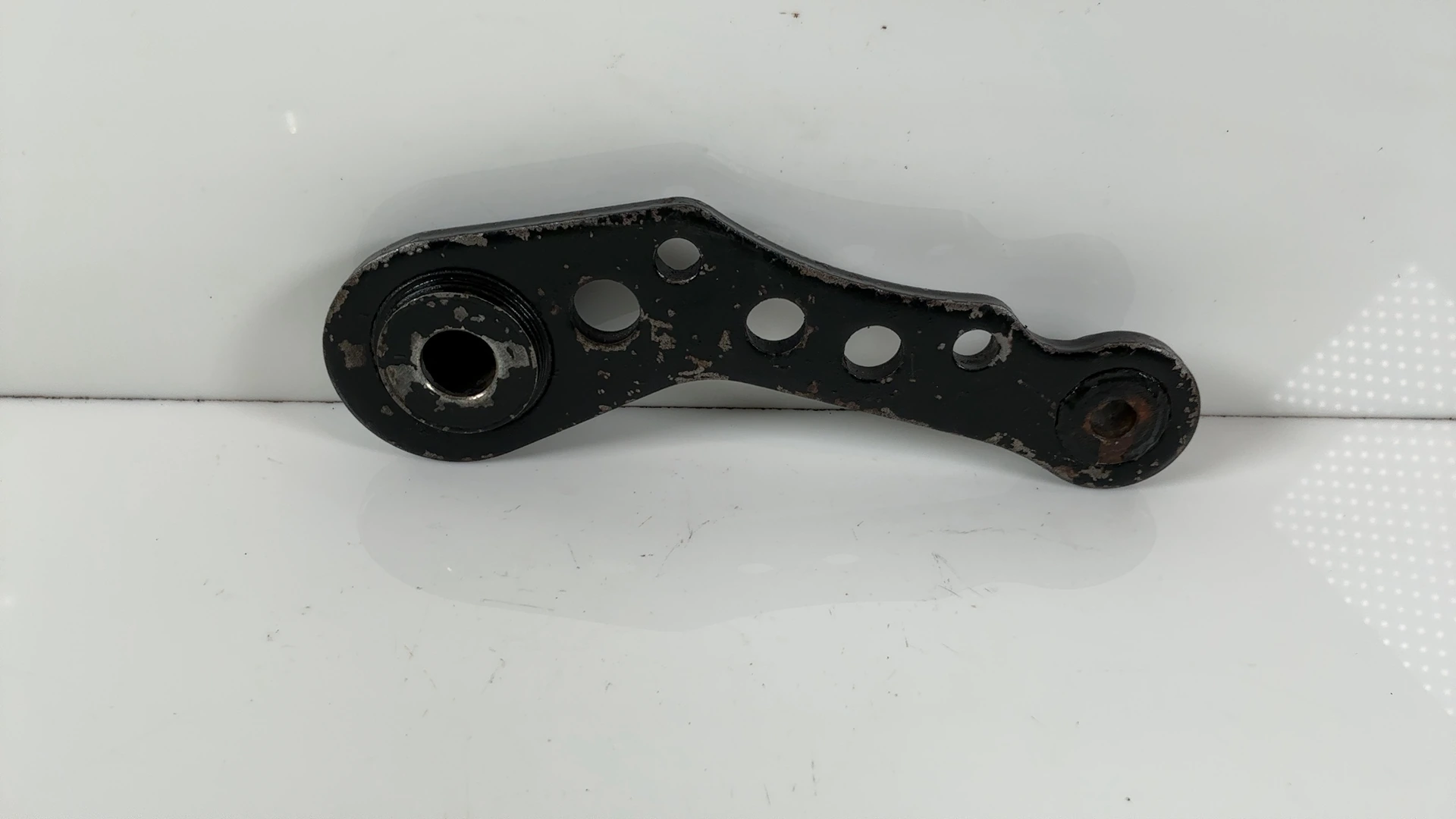 Kawasaki LTD Shaft ZN700A 700 Rear Brake Caliper Bracket 1984-85 OEM 43044-1051 - Image 1