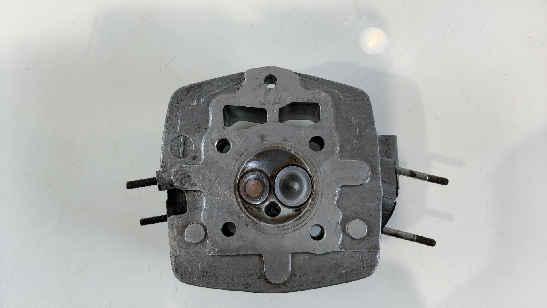 Honda CG125 CG 125 CC Engine Cylinder Head 1997 1998 OEM 12200-KY4-630 - Image 2