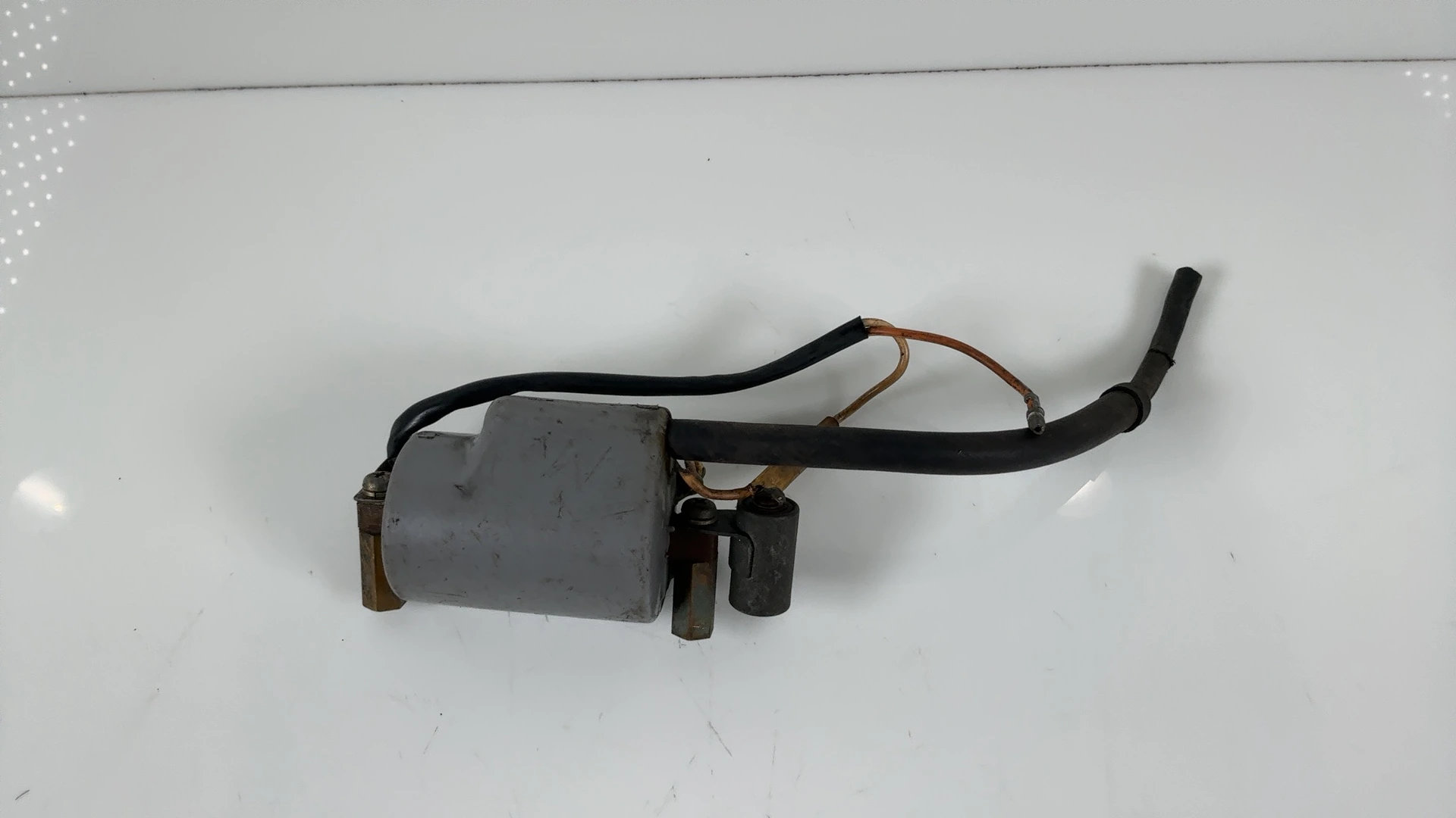 Suzuki GS450L GS450 450cc Ignition Coil 1980-1985 OEM 33410-44120 - Image 4