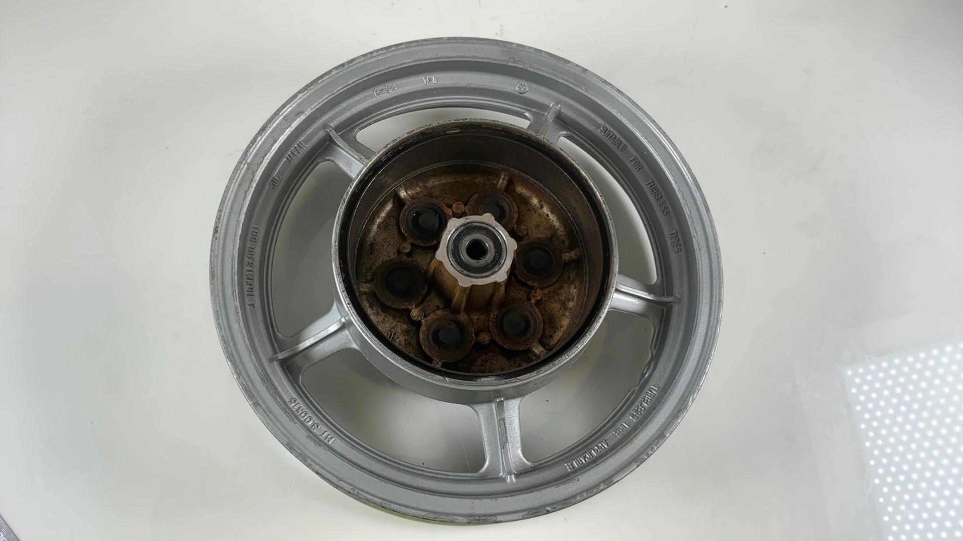 Yamaha Virago XV1100 1100cc Rear Wheel Rim 1986-1999 OEM 42H-25338-01-P1 - Image 10