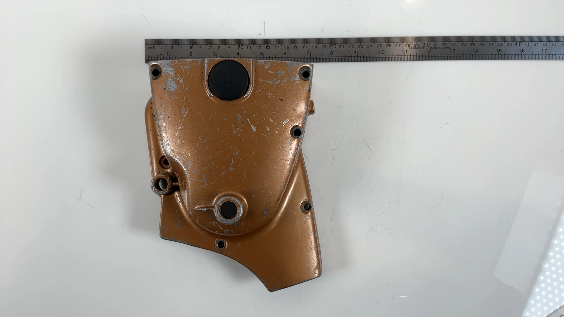 Suzuki Titan T500 500 CC Engine Sprocket Cover 1971 1972 OEM 11361-15601 - Image 1
