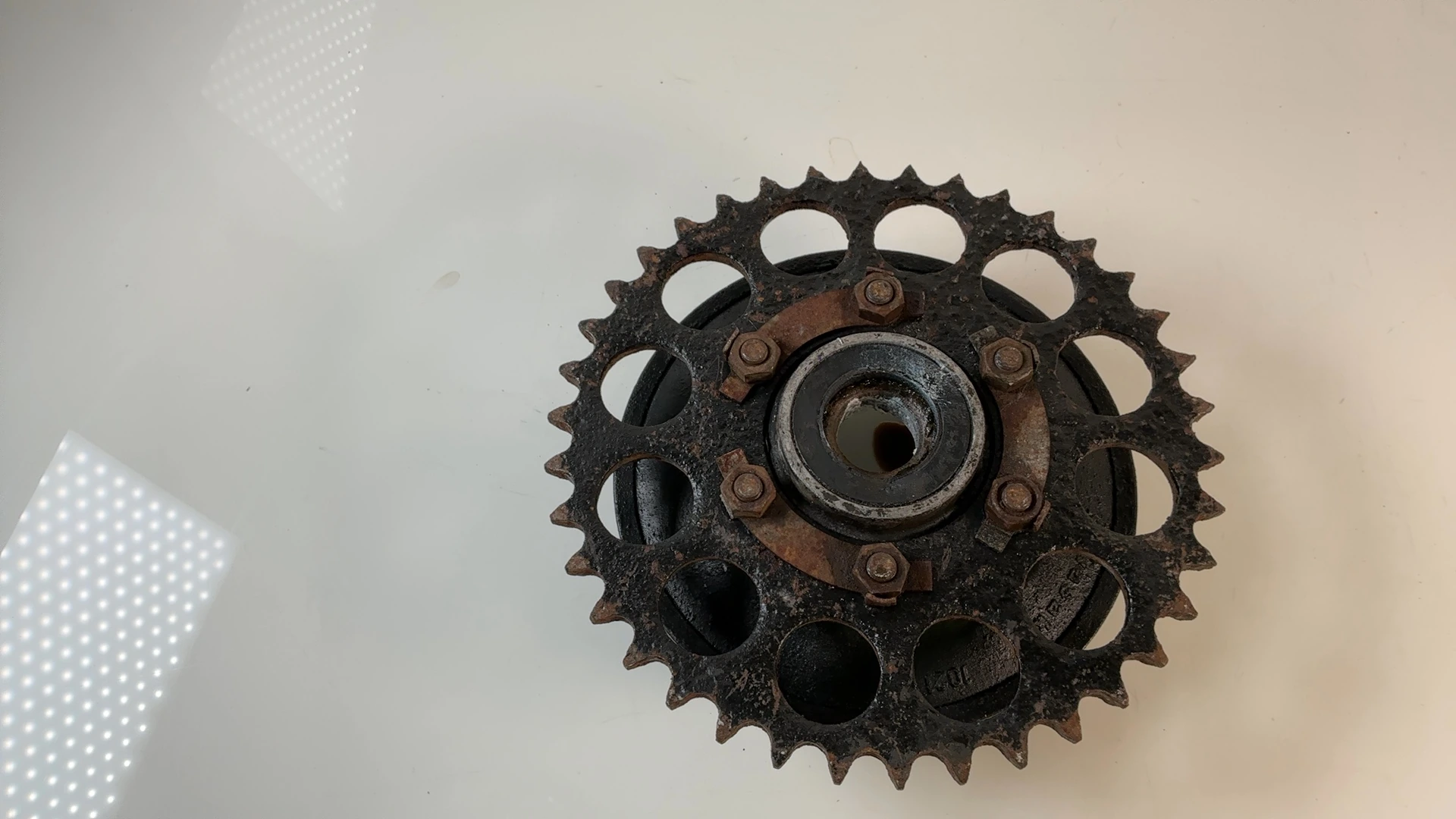 KAWASAKI GPZ750 750CC Rear Sprocket Hub Carrier 1983-1985 OEM 42033-1055