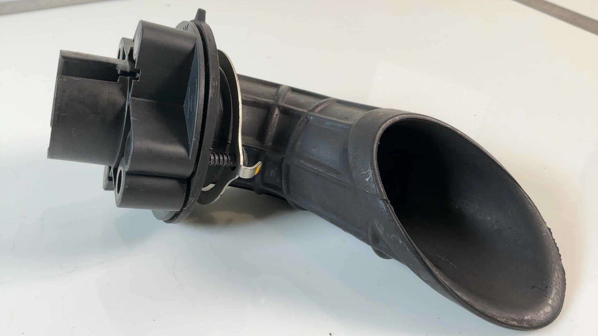 Honda Pan European ST1300 1300cc Air Intake Duct Tube 2003-2013 OEM 17223-MCS-000 - Image 6