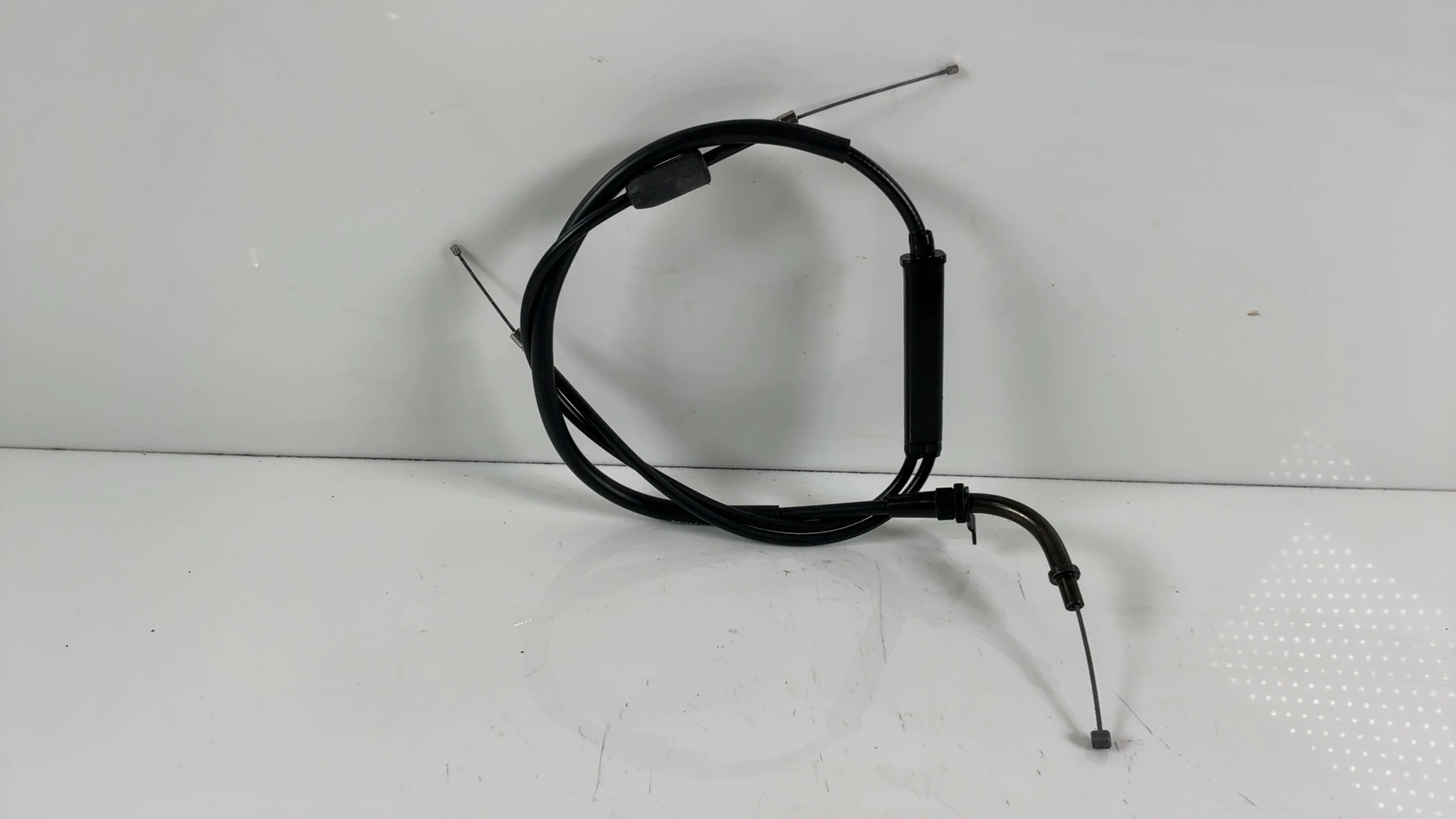 Suzuki RG125 Gamma 125cc Throttle Cable 1986-1988 OEM 58300-36A12 - Image 2