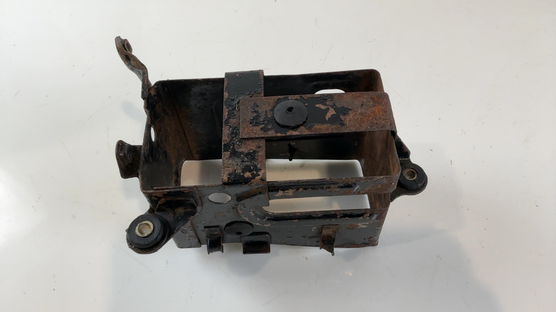 Yamaha RD200 200 CC Battery Box Case Holder 1974-1976 OEM 397-21170-00-00 - Image 6