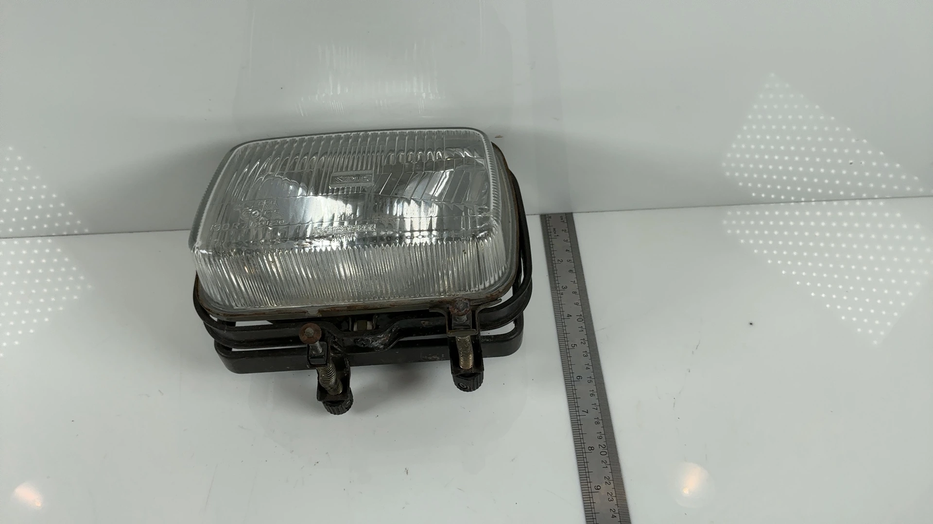 Suzuki GSX550ES GSX550 550CC Headlight Lamp 1984-1988 OEM 35100-49550 - Image 8