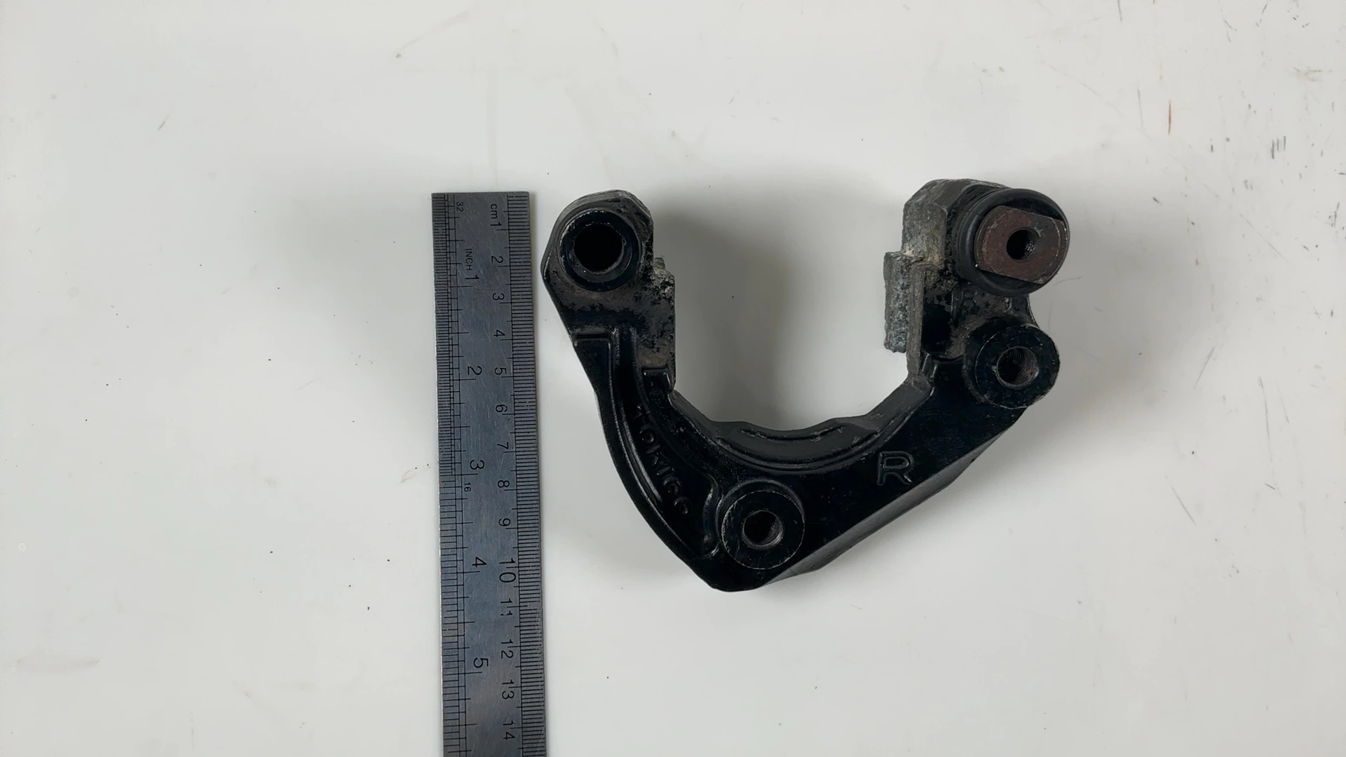 Kawasaki Z750E KZ750 750cc Front Brake Caliper Bracket 1980-1983 OEM 43041-1040 - Image 4