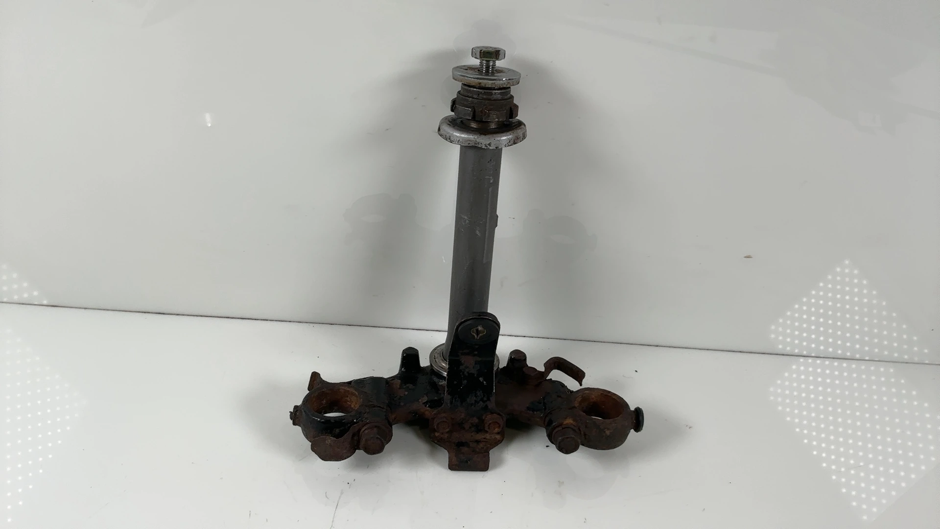 Yamaha SR125 125cc Lower Triple Tree Steering Stem 1996-2001 OEM 3MW-23340-00-00
