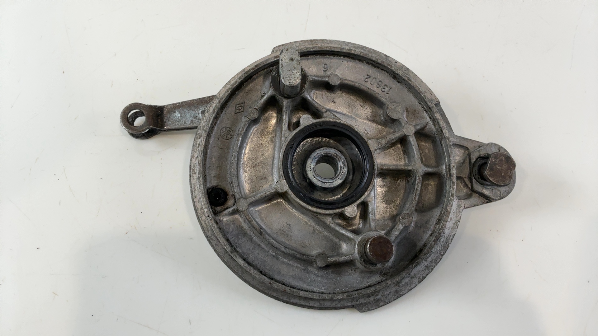 Yamaha RS100 RS 100 100cc Rear Brake Plate Panel 1974-1979 OEM 339-25320-10 - Image 2
