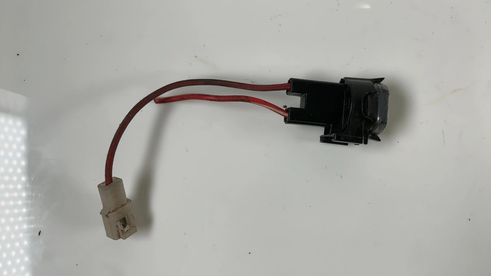 Malaguti F15 Firefox 50 Fuse Holder Harness 1996-2006 OEM 02503900 - Image 2