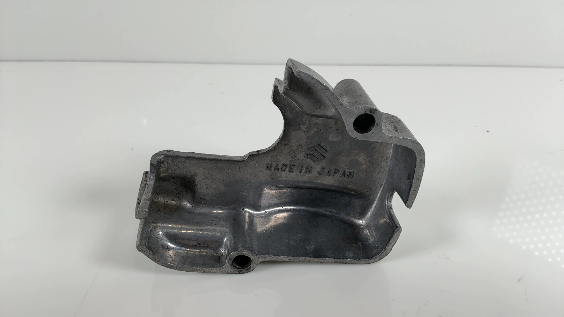 Suzuki T500 GT500 500cc Engine Oil Pump Cover 1968-1977 OEM 11411-15000 - Image 6