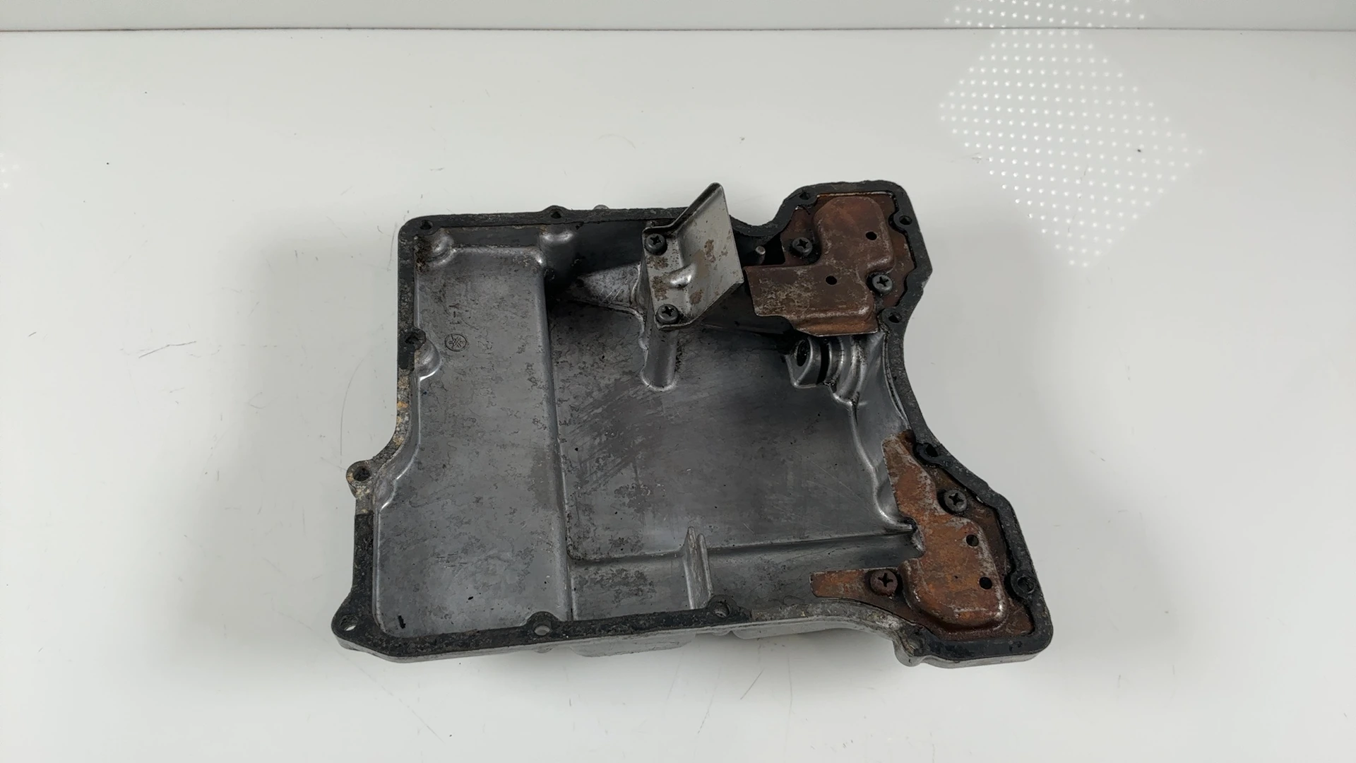 Yamaha XS1100 XS1100G 1100CC Oil Pan Sump 1980 1981 OEM 2H7-13417-00-00 - Image 7