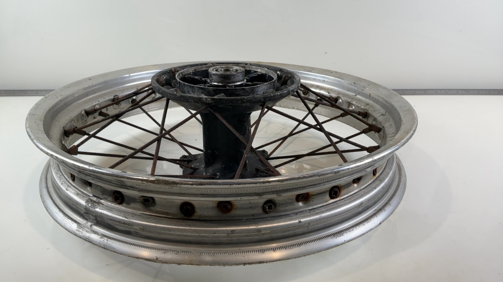 Kawasaki KLE 500 LE500A 500cc Rear Wheel Rim 1991-1996 OEM 41034-1154 - Image 2