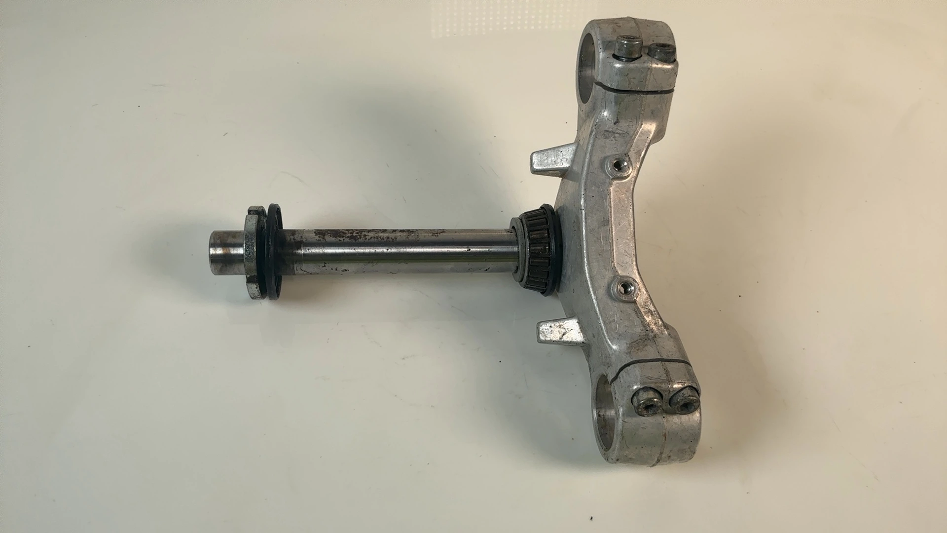 Aprilia RS 50 ZD4SE 50cc Lower Triple Tree 1999-2005 OEM AP8203954 MAL - Image 6