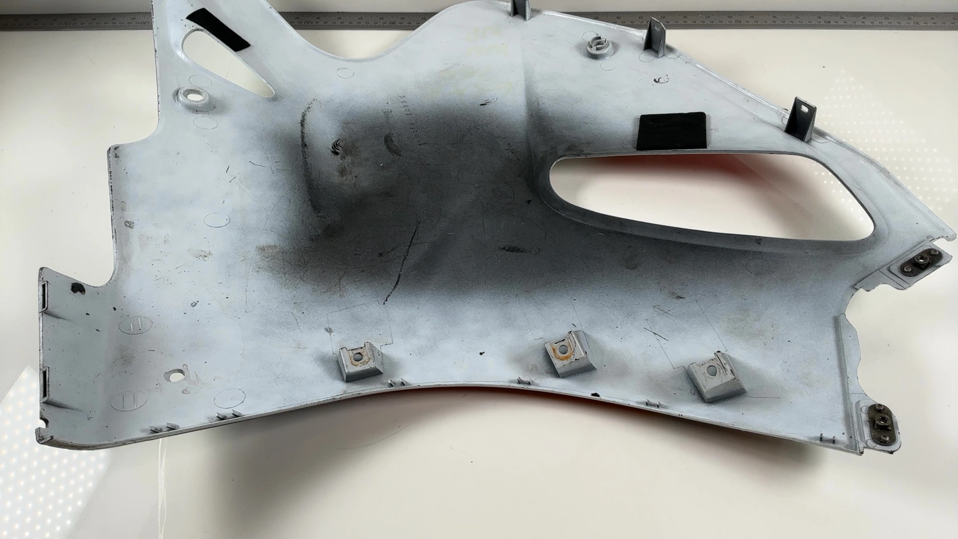 Suzuki GSXR 750 600 Left Side Lower Mid Fairing Cowl 1992-1995 OEM 94481-17E0 - Image 6