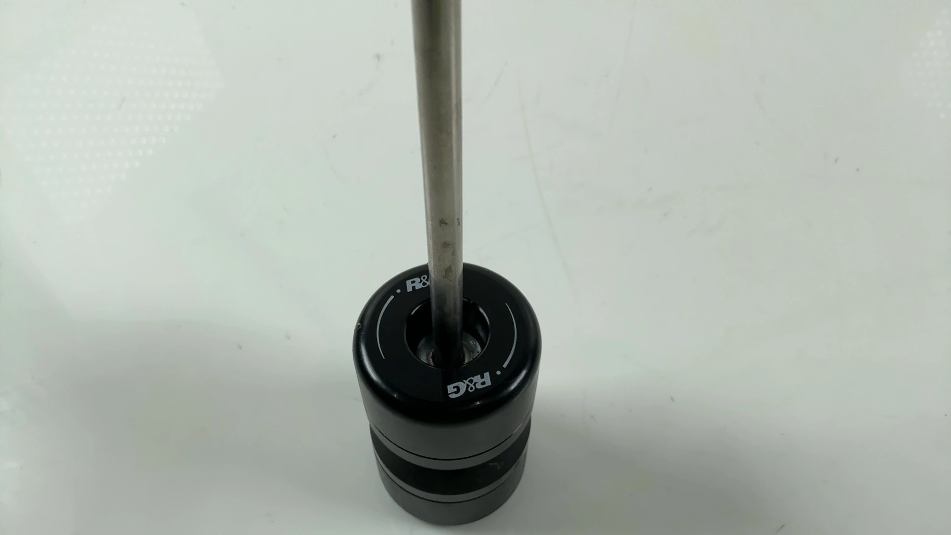 R&G Racing Aprilia RSV4 Tuono V4 1100 Front Axle Slider Fork Protector 21-26 - Image 6