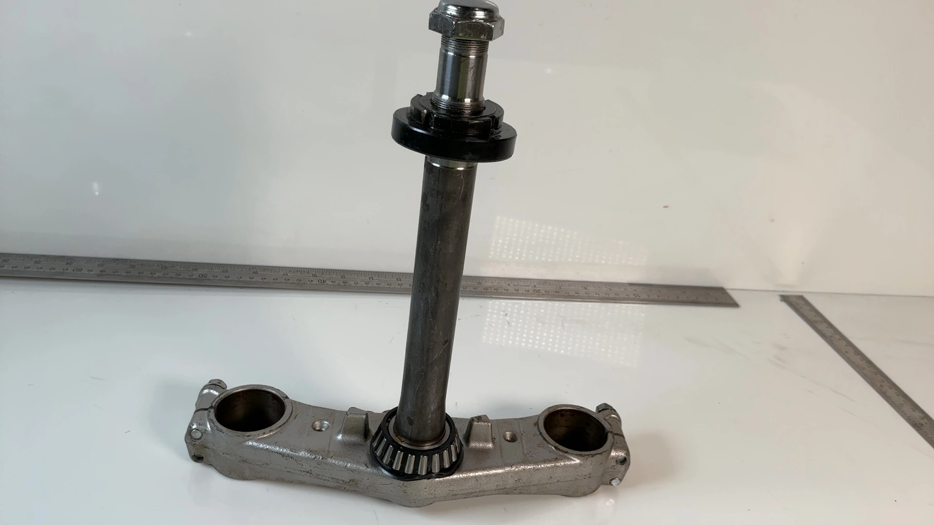 Suzuki Bandit GSF600 GSF600S 600cc Lower Triple Tree 2000-2004 OEM 51410-31F00 - Image 2