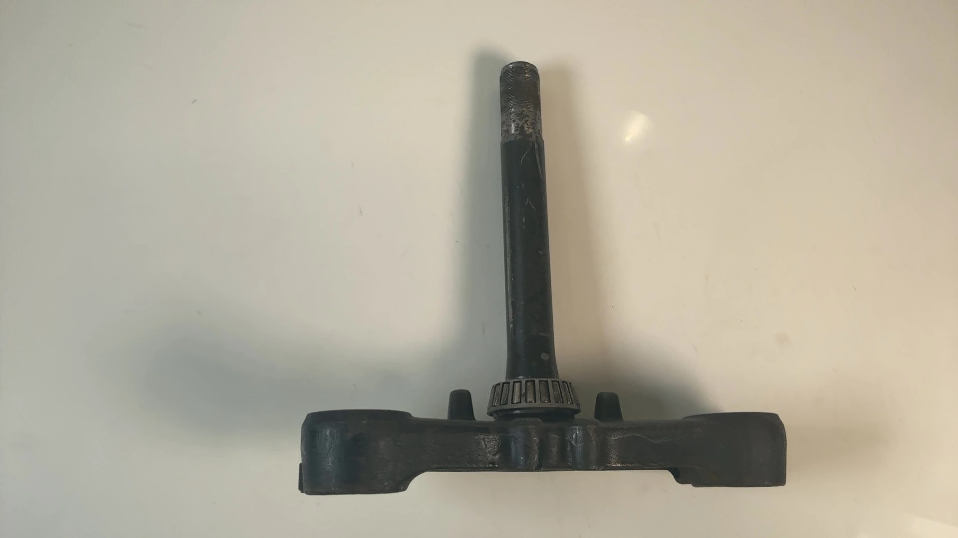 Suzuki GS700ES GS700 700cc Lower Triple Tree Stem Clamp 1985 OEM 51410-31400-294 - Image 2