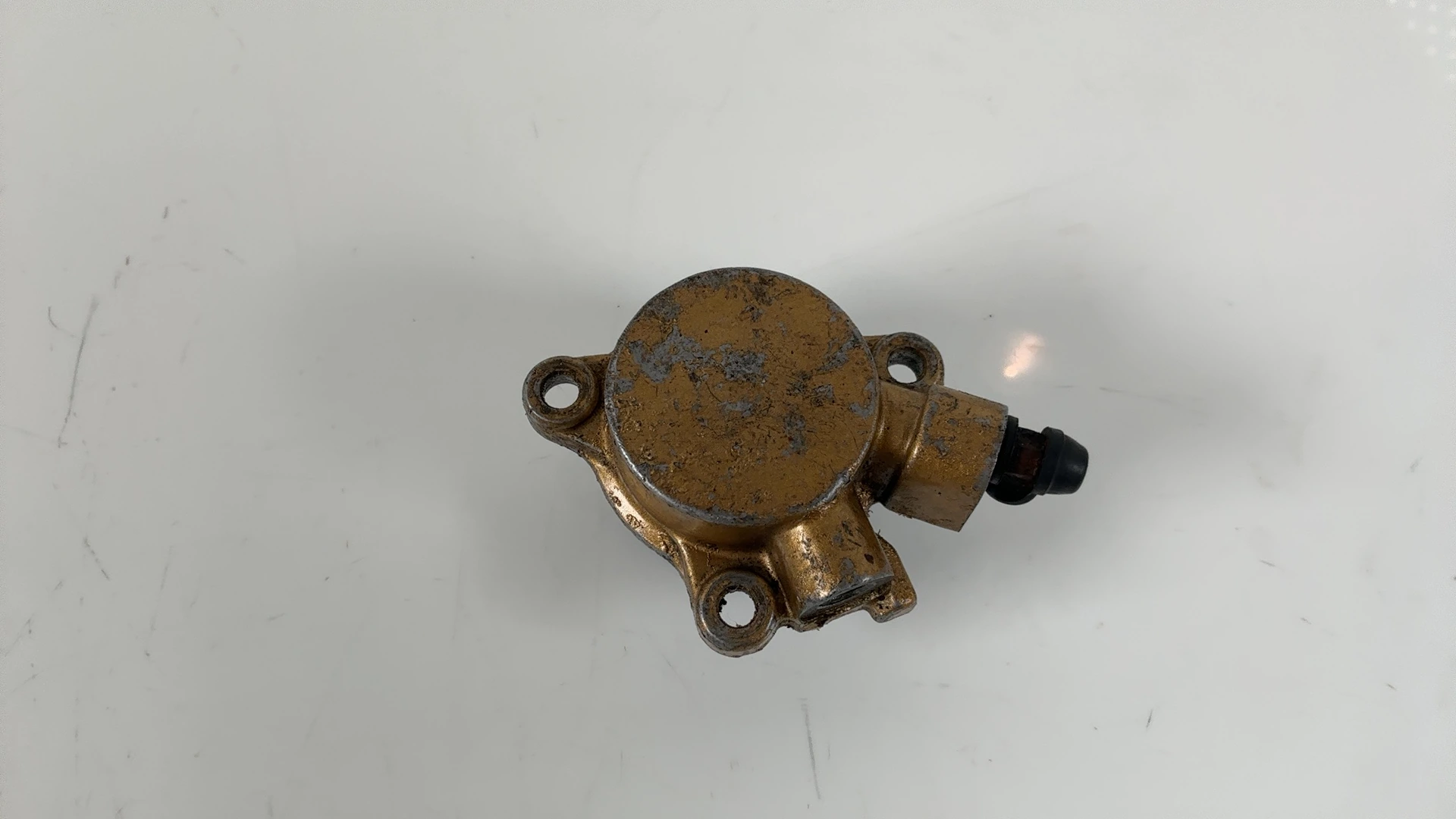 Yamaha FZ750 1FN 750cc Clutch Slave Cylinder 1985-86 OEM 1AE-16381-11-00 - Image 2