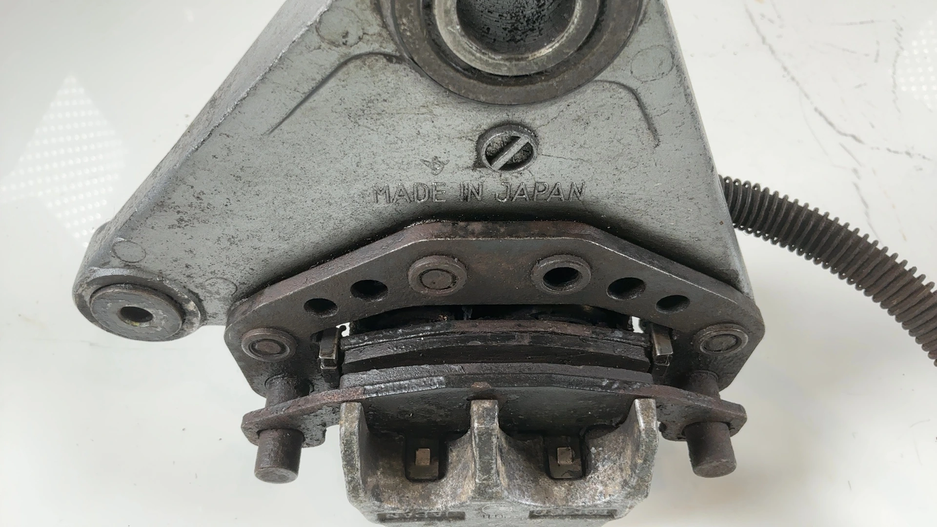 Kawasaki ZZR600 ZX600D 600cc Rear Brake Caliper 1990-1992 OEM 43041-1934-FE - Image 6