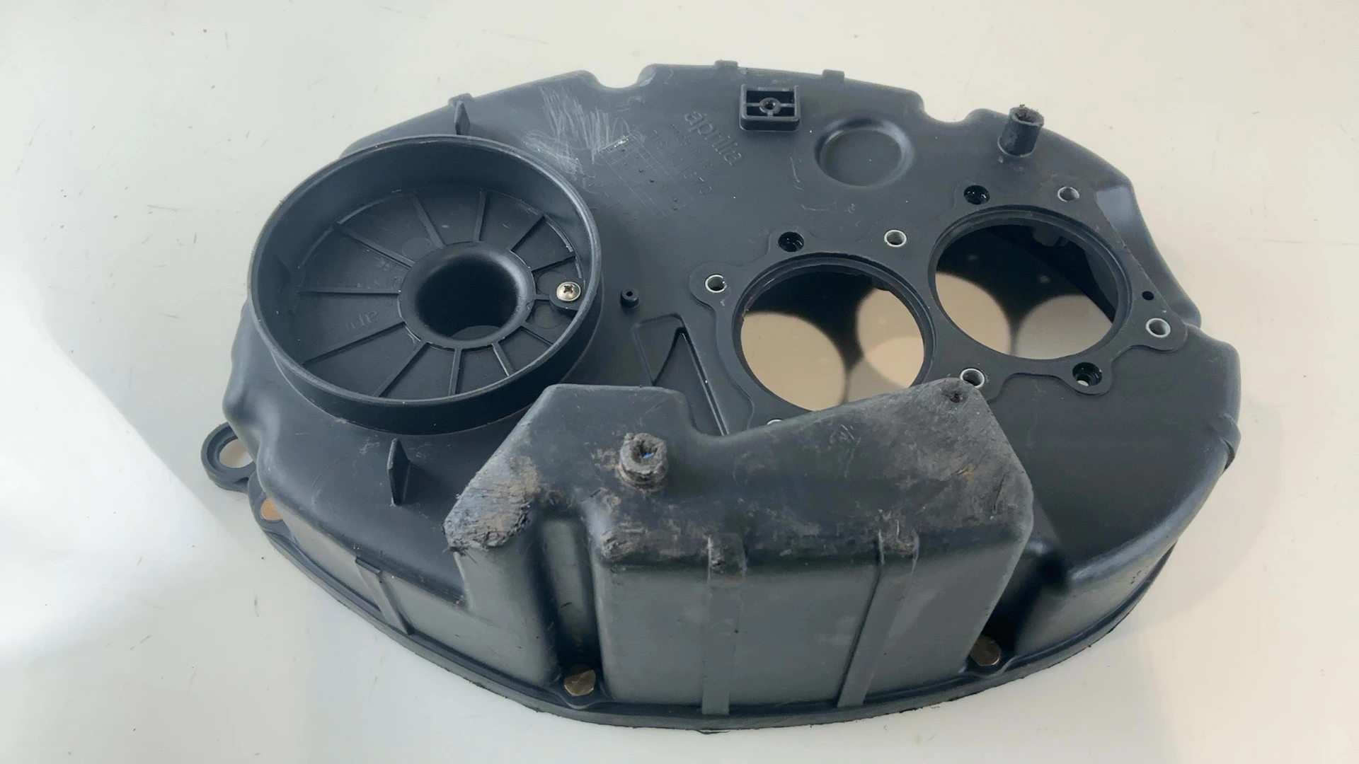 Aprilia SL1000 Falco RSV1000 Mille Air Filter Box Casing 1999-2005 OEM AP8149667 - Image 6