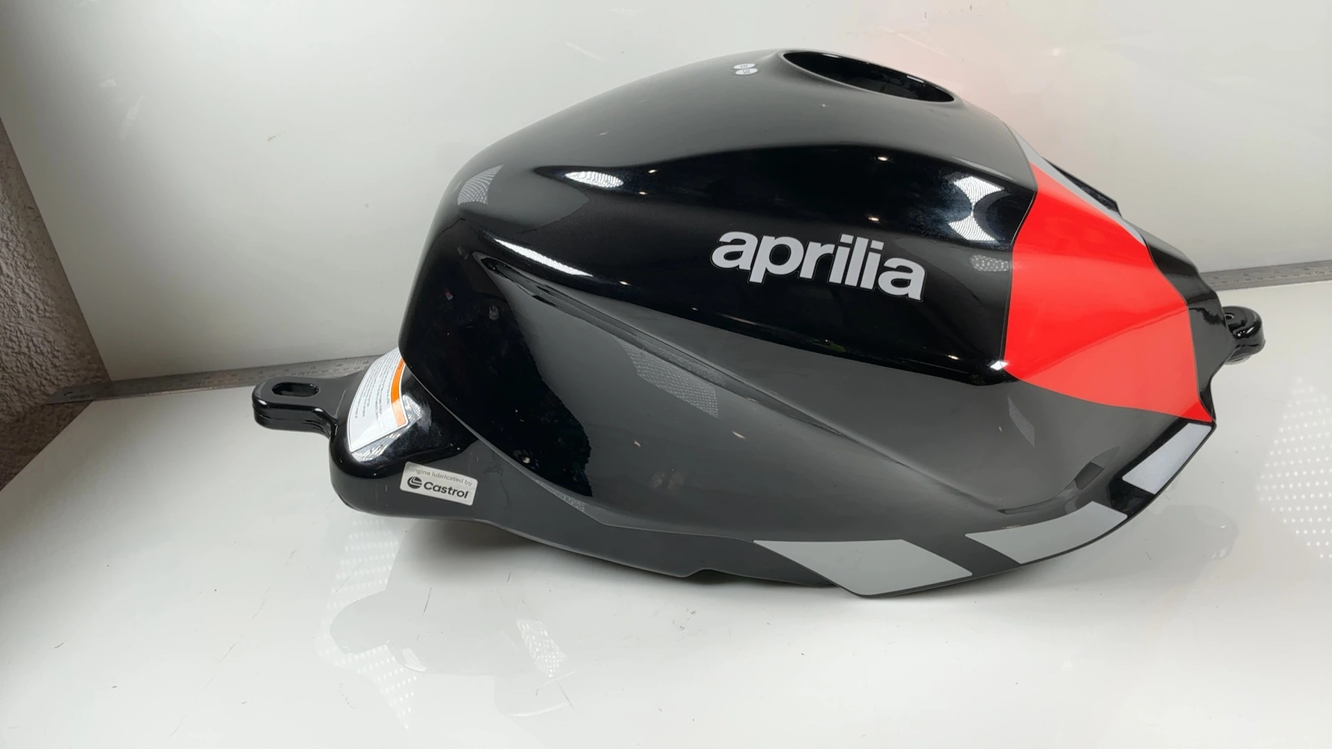 Aprilia Tuono 660 Factory RS660 660cc Gas Fuel Tank 2021-26 OEM 2B005484 Acerbis - Image 6