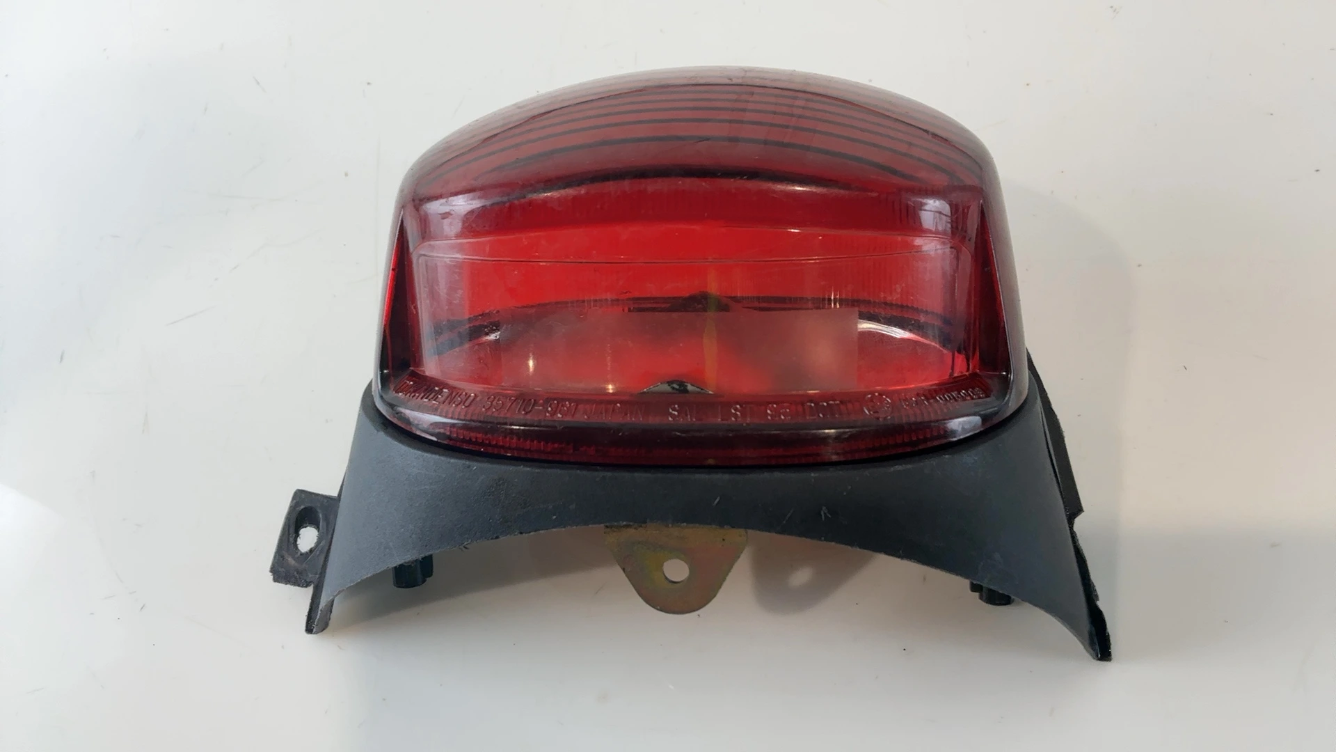Suzuki GSXR 750 GSX-R750 750cc Rear Taillight Brake Light 1996-97 35710-33E00 - Image 5