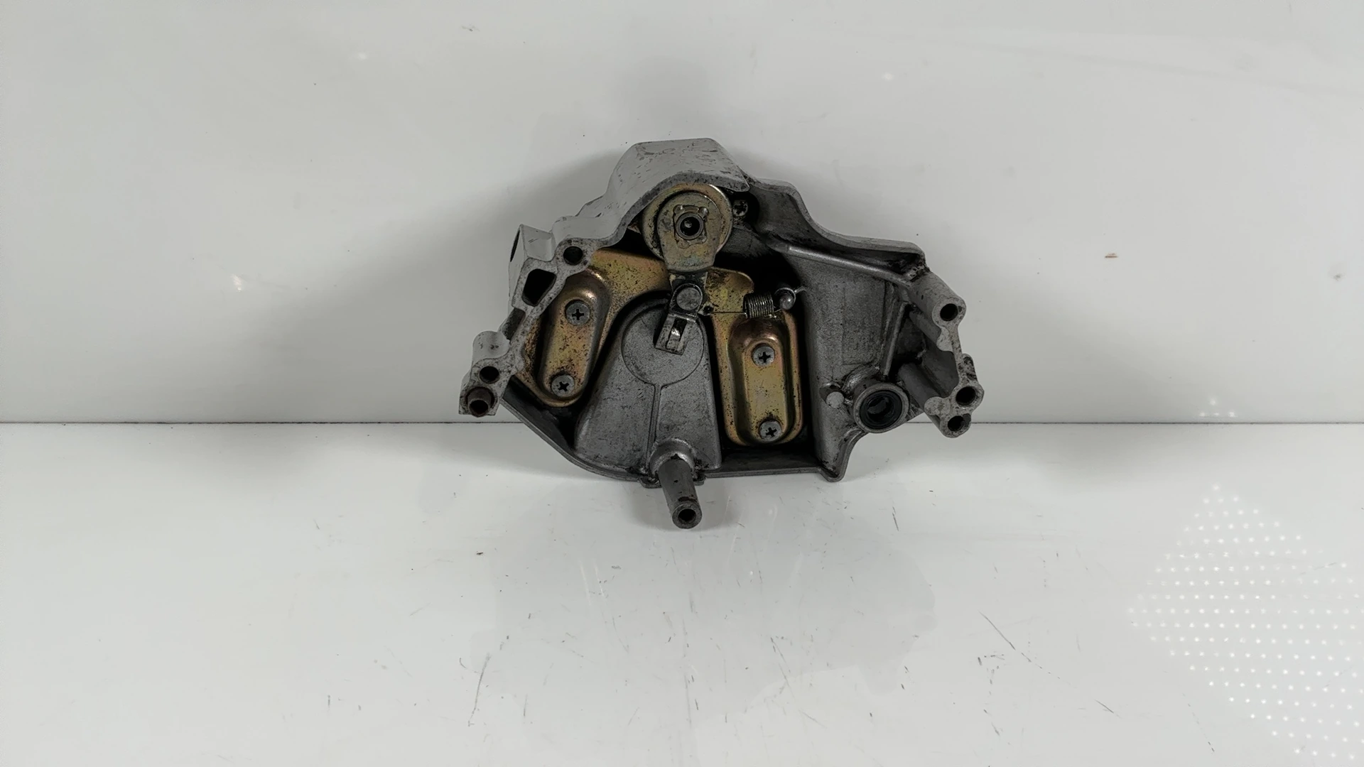 Yamaha FZR 600 3HE 600cc Front Sprocket Cover 1989-1995 OEM 2TK-15411-00-00 - Image 2