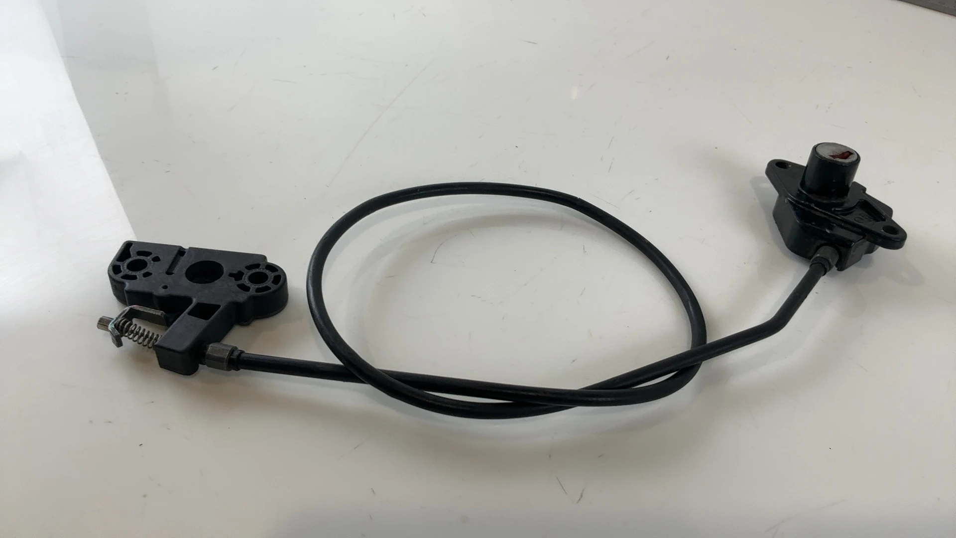 Triumph Speed Triple 955i 955 CC Seat Latch Lock Cable 2004 2005 OEM T2500882 - Image 6