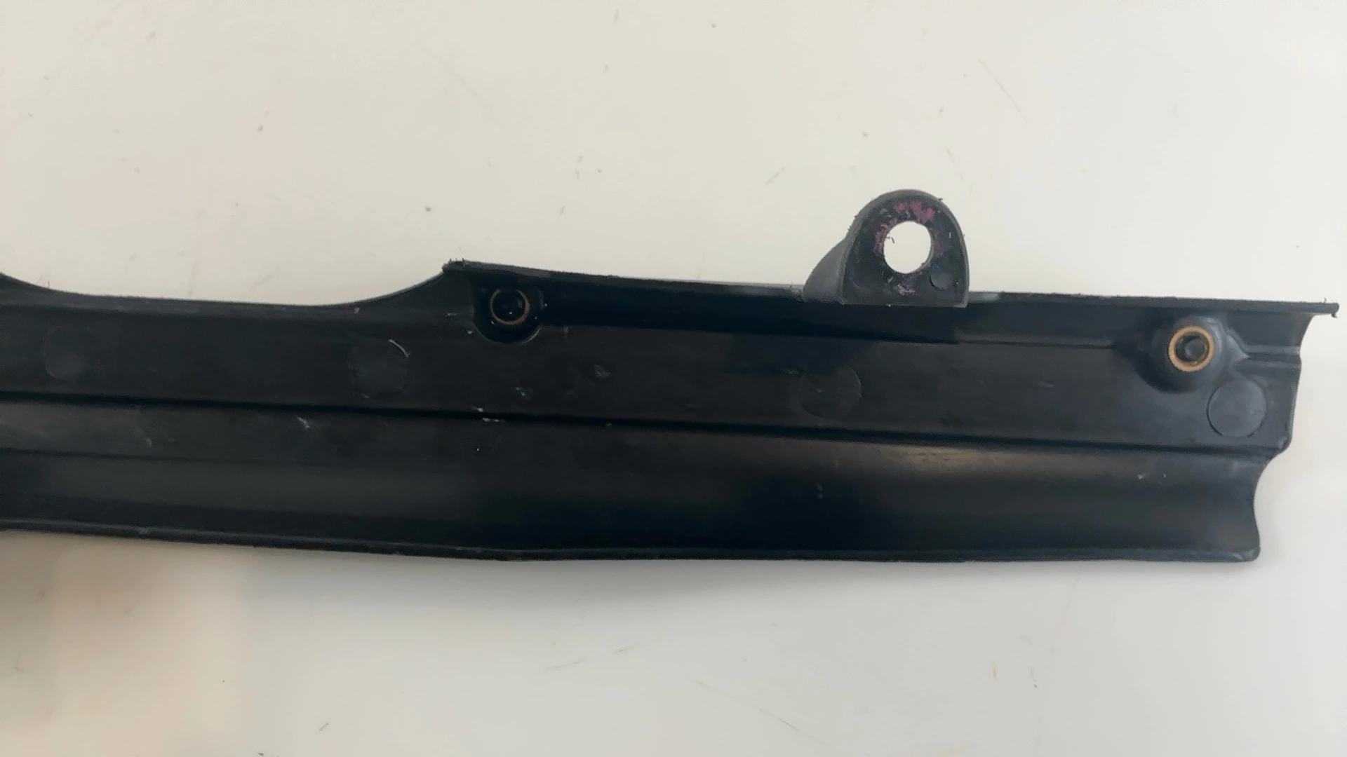 Triumph Sprint ST 1050 1050CC Chain Guard Cover 2005-2010 OEM T2057366 2057366 - Image 4