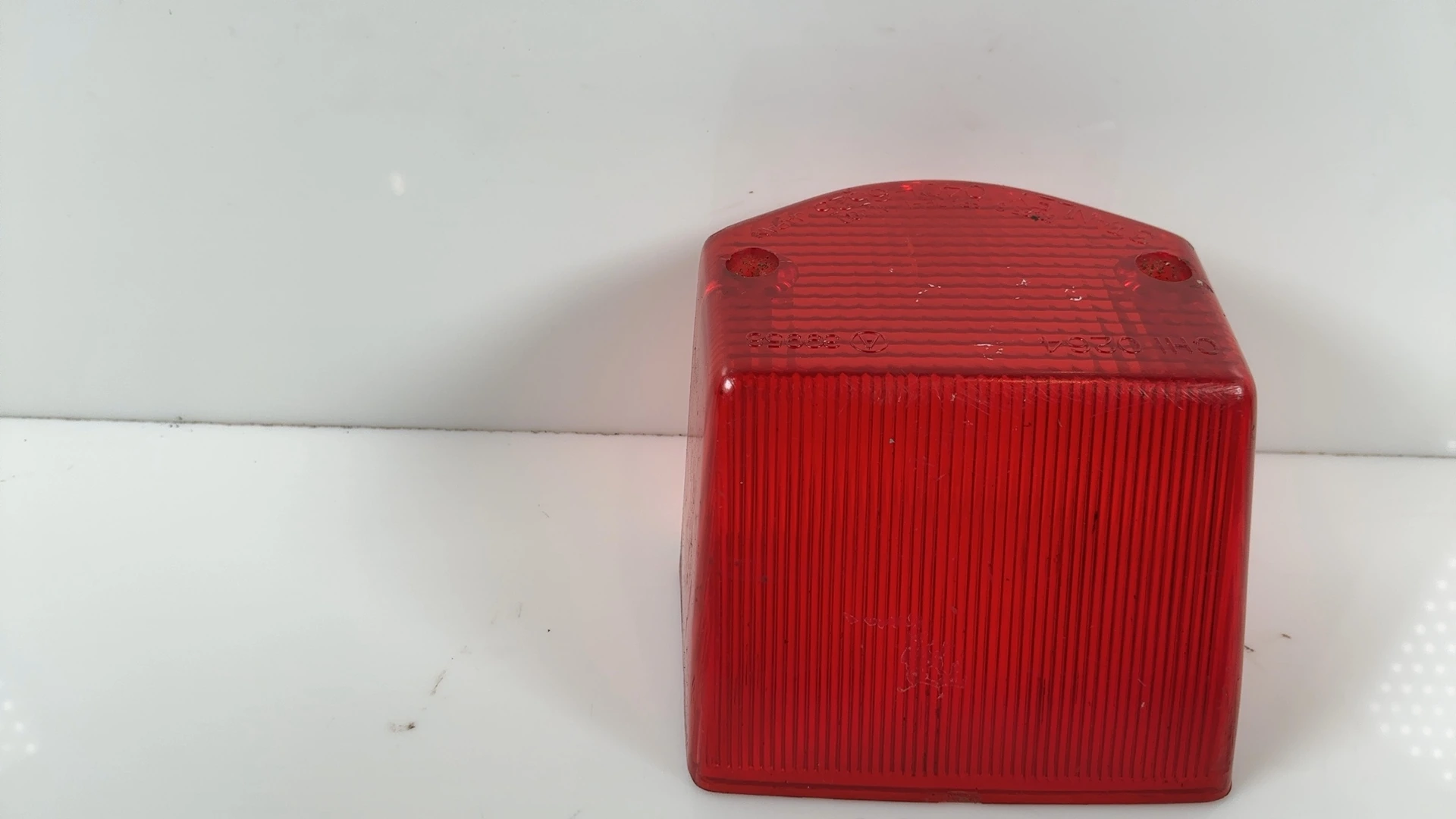 Yamaha DT125LC Mk1 125cc Tail Light Lens 1982-1984 OEM 10V-84521-00 - Image 7