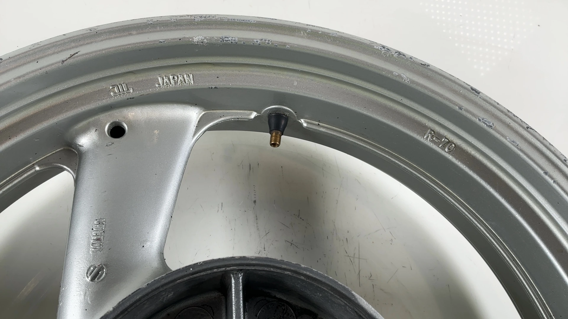 Yamaha XJ600S Diversion 4BR Rear Wheel Rim 1991-1997 OEM 3HE-25338-00 Enkei - Image 8