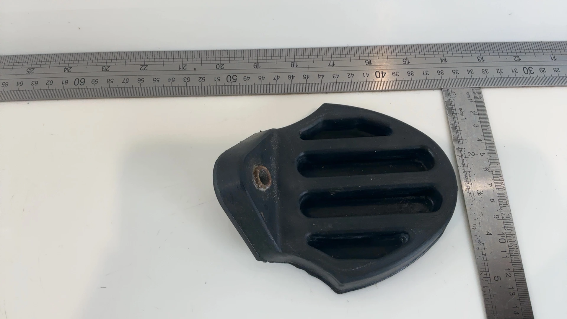 Peugeot XR6 50 Fuel Tank Support Cushion Rubber Pad 2002-2007 OEM 755957 - Image 3