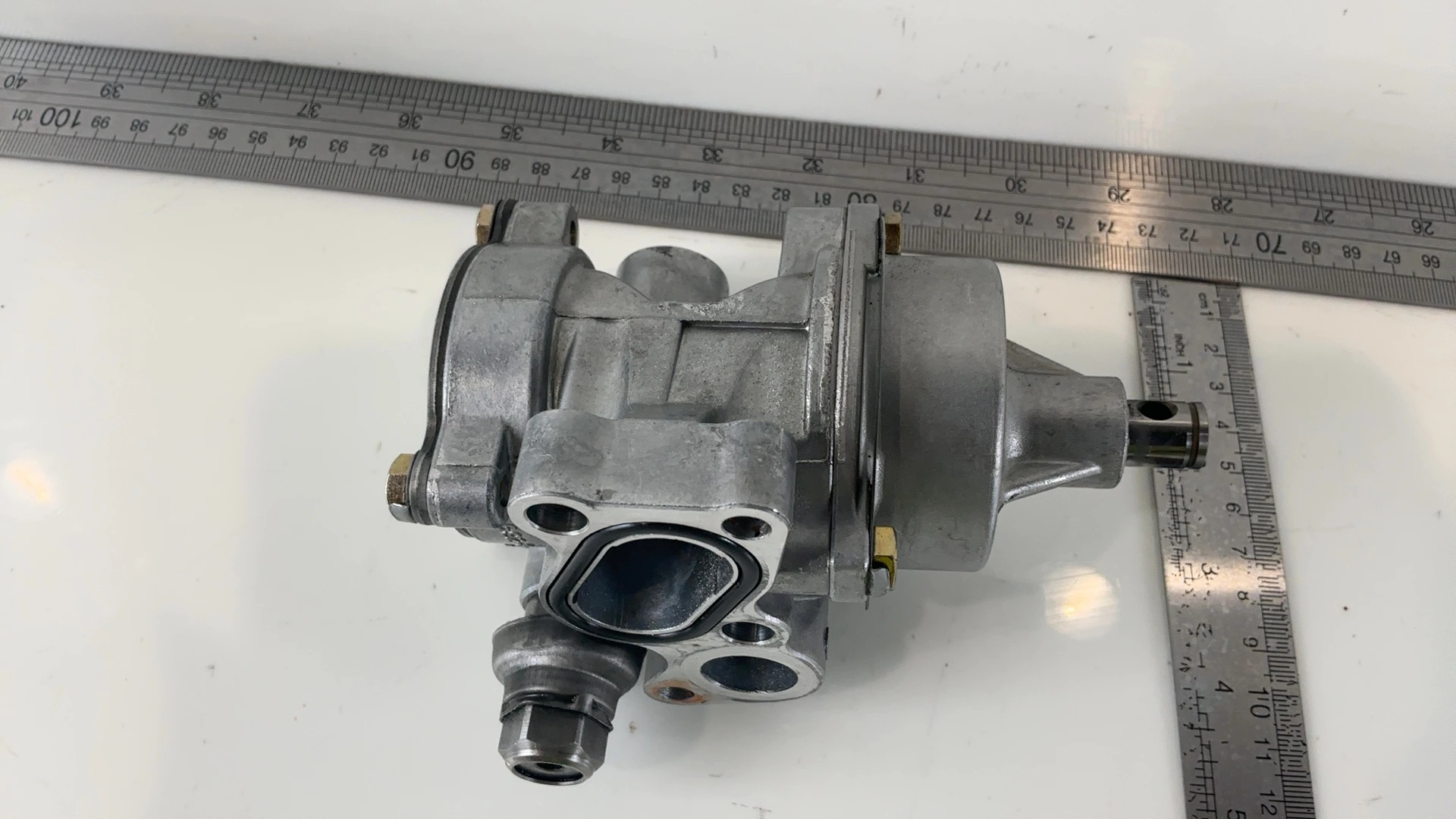 Suzuki GSXR Katana GSX750F 750 Engine Oil Pump 1988-1993 OEM 16400-06B10 - Image 4