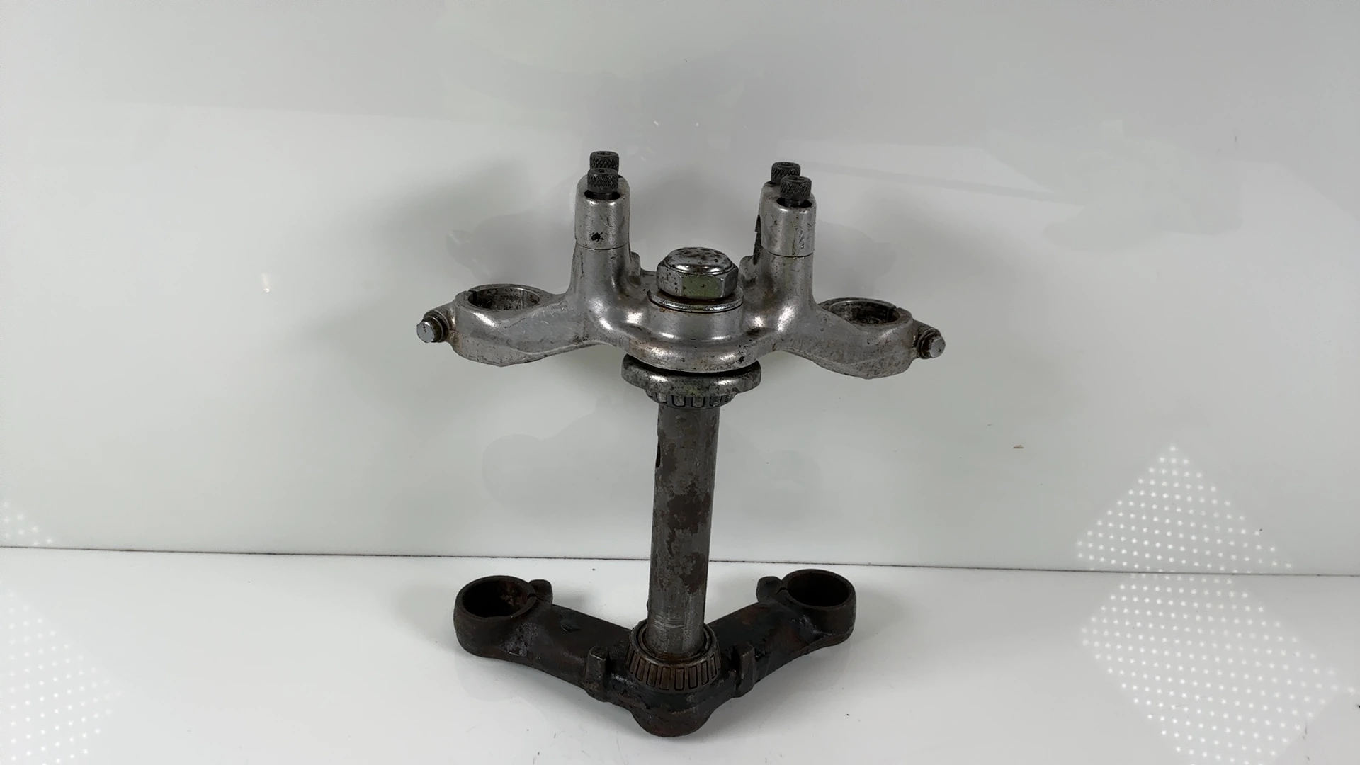 Honda CL250S MD04 250cc Upper Fork Bridge Lower Triple Tree 1982-84 53230-MD4-00 - Image 2