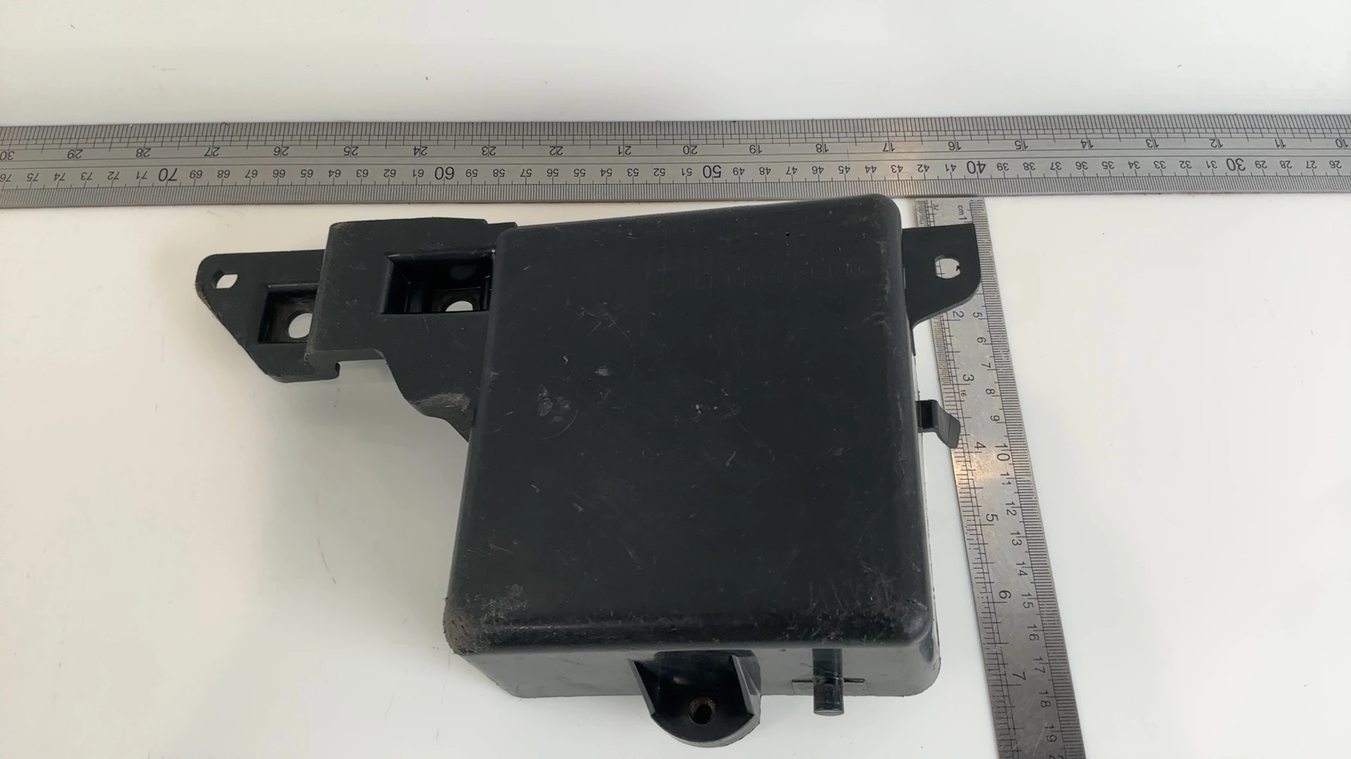 Yamaha RD125LC 10W 125cc Battery Box 1982-1984 OEM 10W-82121-00 - Image 3